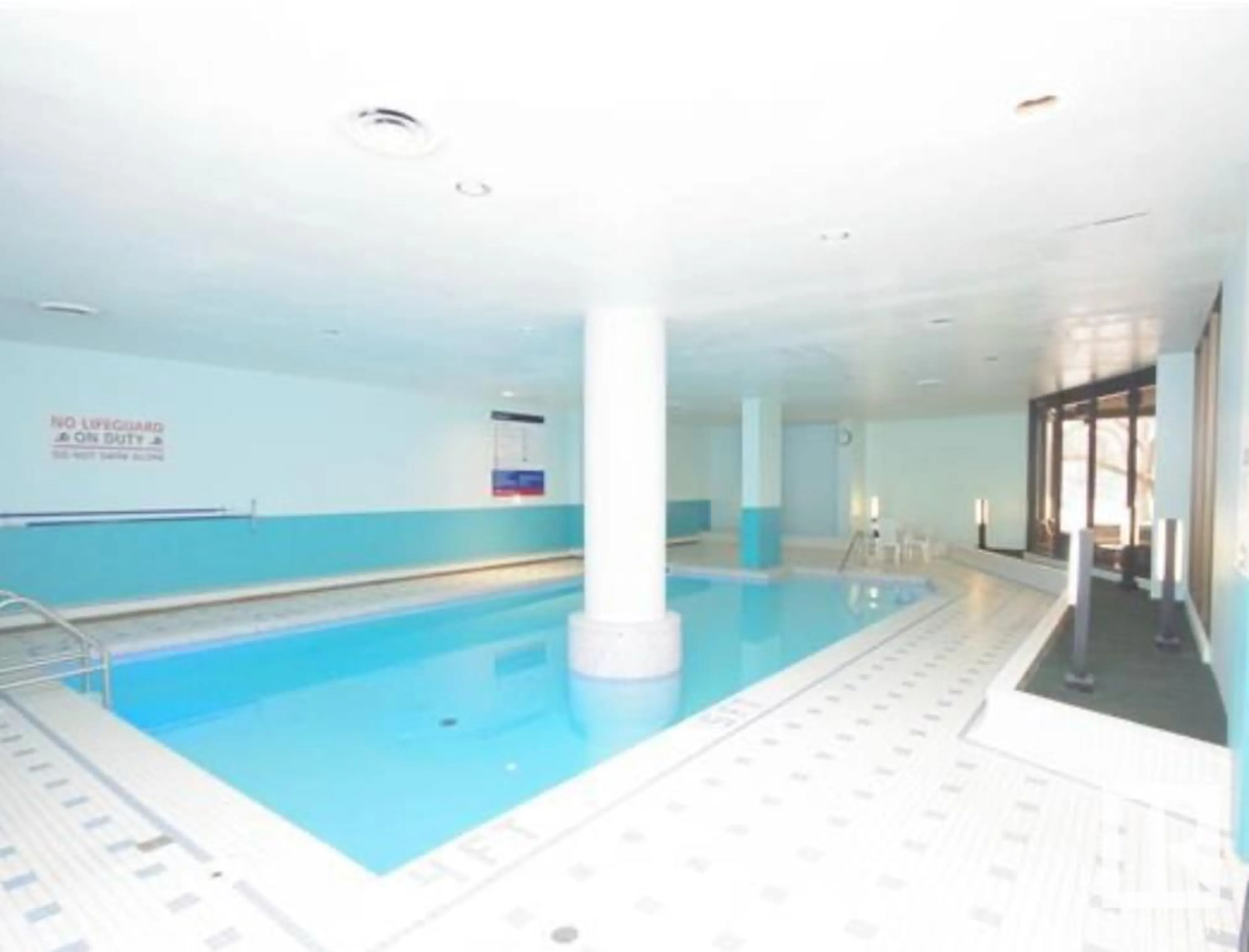 Pool for 904 STONY PLAIN RD, Edmonton Alberta T5N3R2
