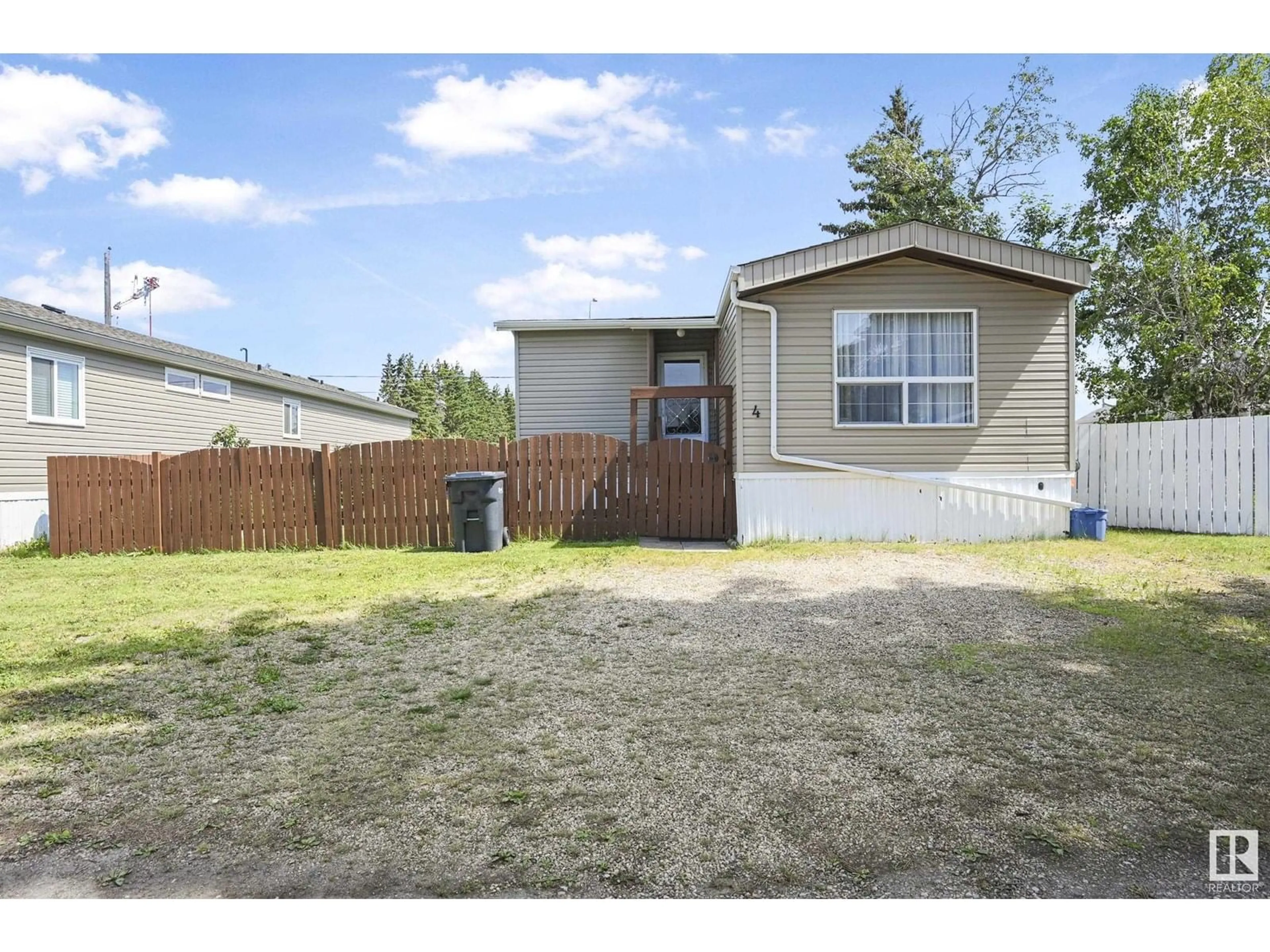 Unknown for 305 CALAHOO RD, Spruce Grove Alberta T7X3K5
