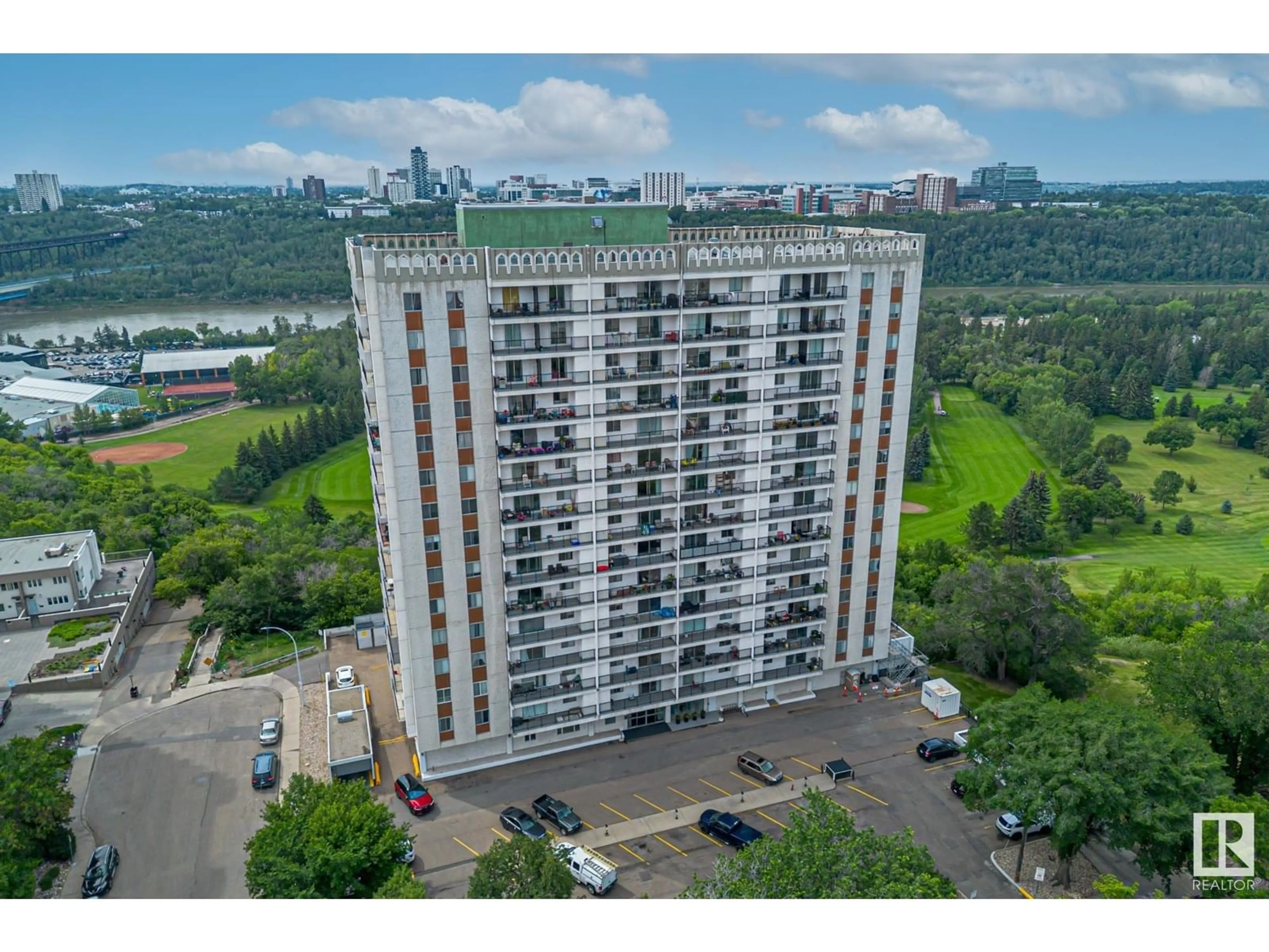 A pic from outside/outdoor area/front of a property/back of a property/a pic from drone, city buildings view from balcony for 1605 99 AV NW, Edmonton Alberta T5K0H2