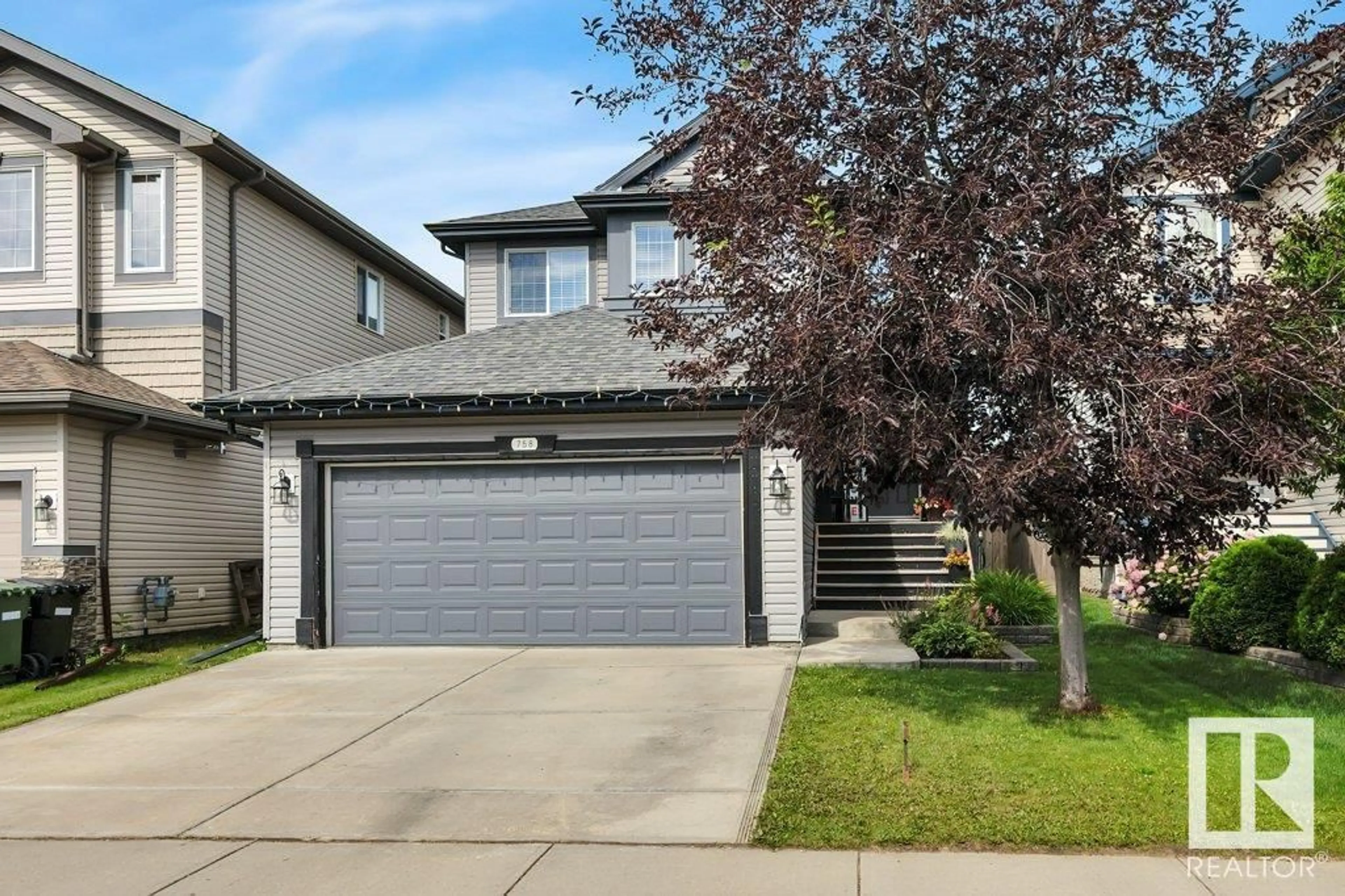 Home with vinyl exterior material, street for 758 SOUTHFORK BV, Leduc Alberta T9E0R2