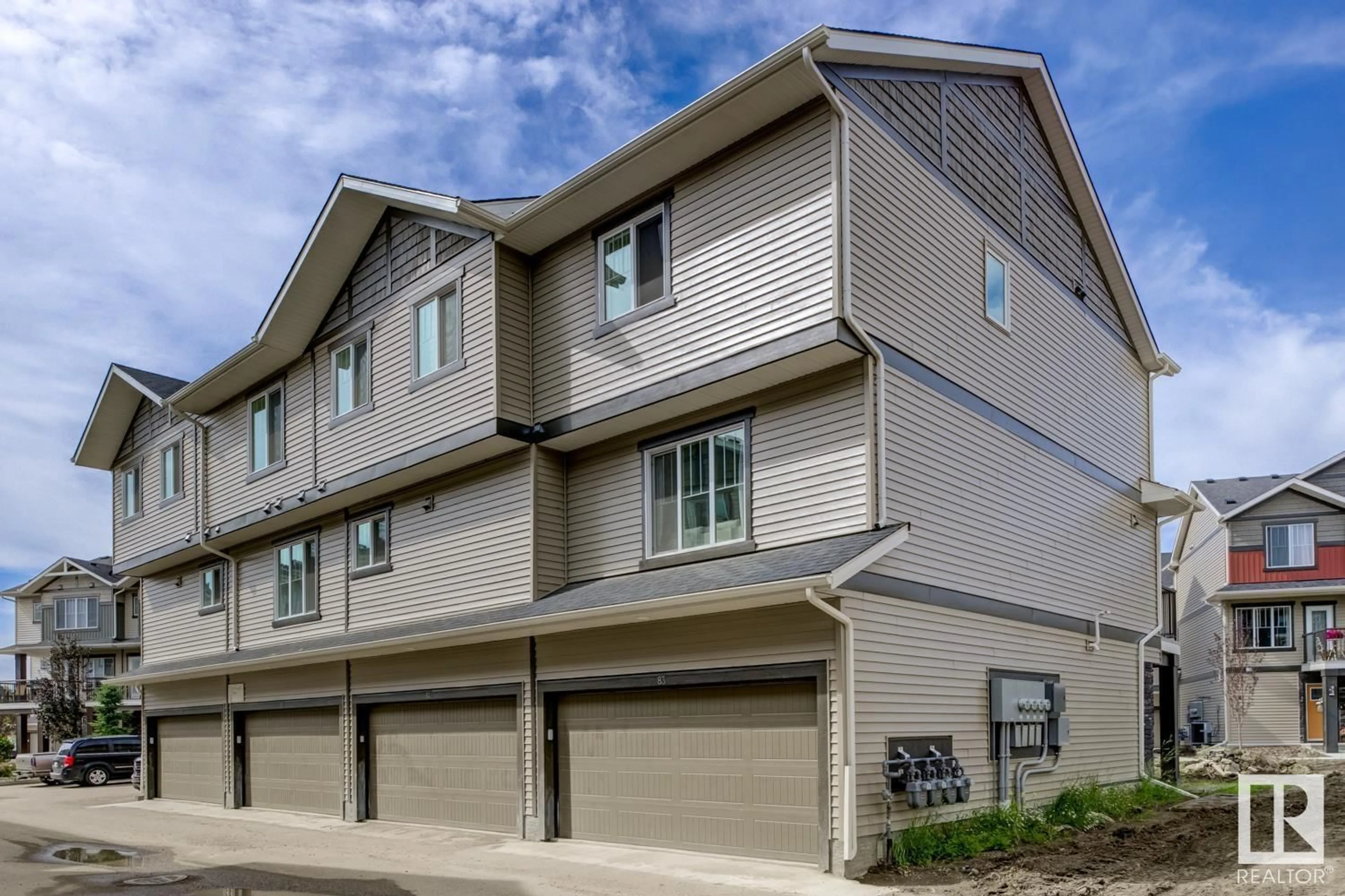 Home with vinyl exterior material, street for 83 MCLAUGHLIN DR, Spruce Grove Alberta T7X0E1