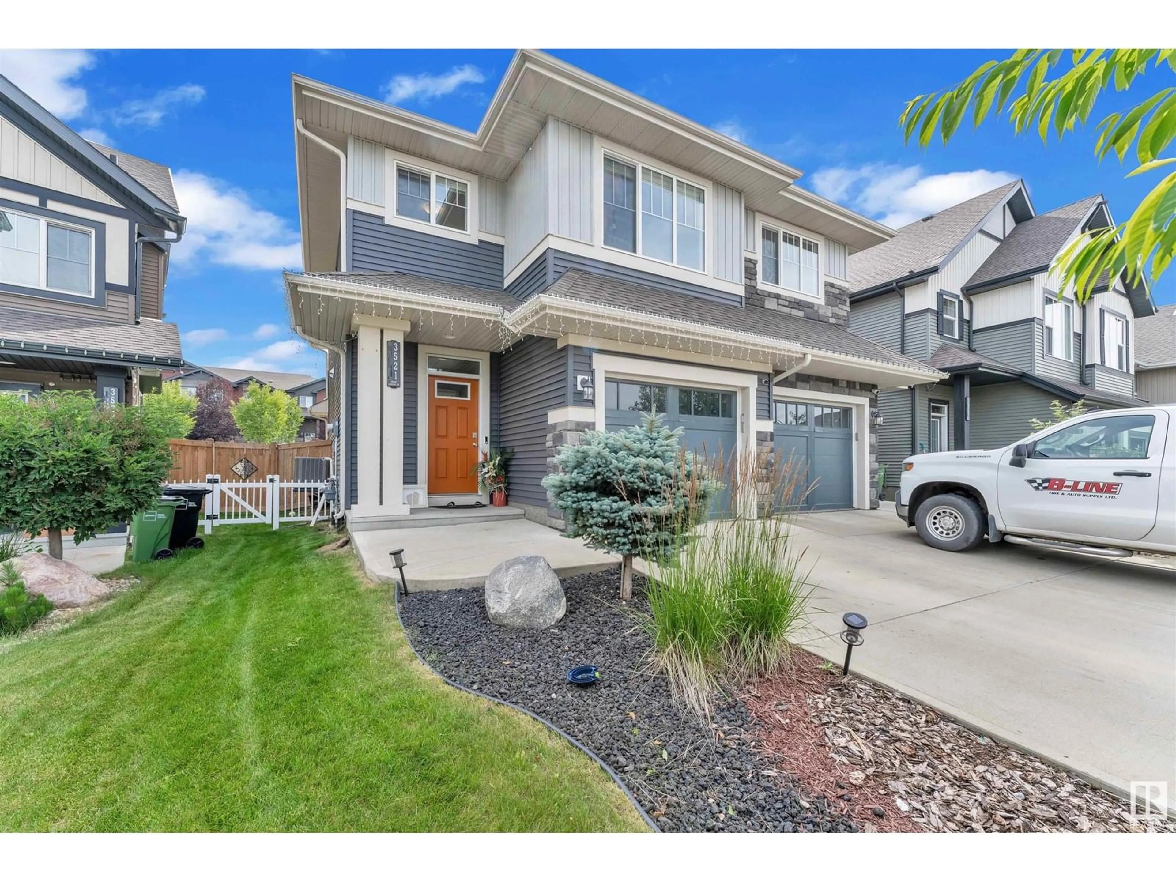 Home with vinyl exterior material, street for 3521 CHERRY LANDING LD, Edmonton Alberta T6X2B6