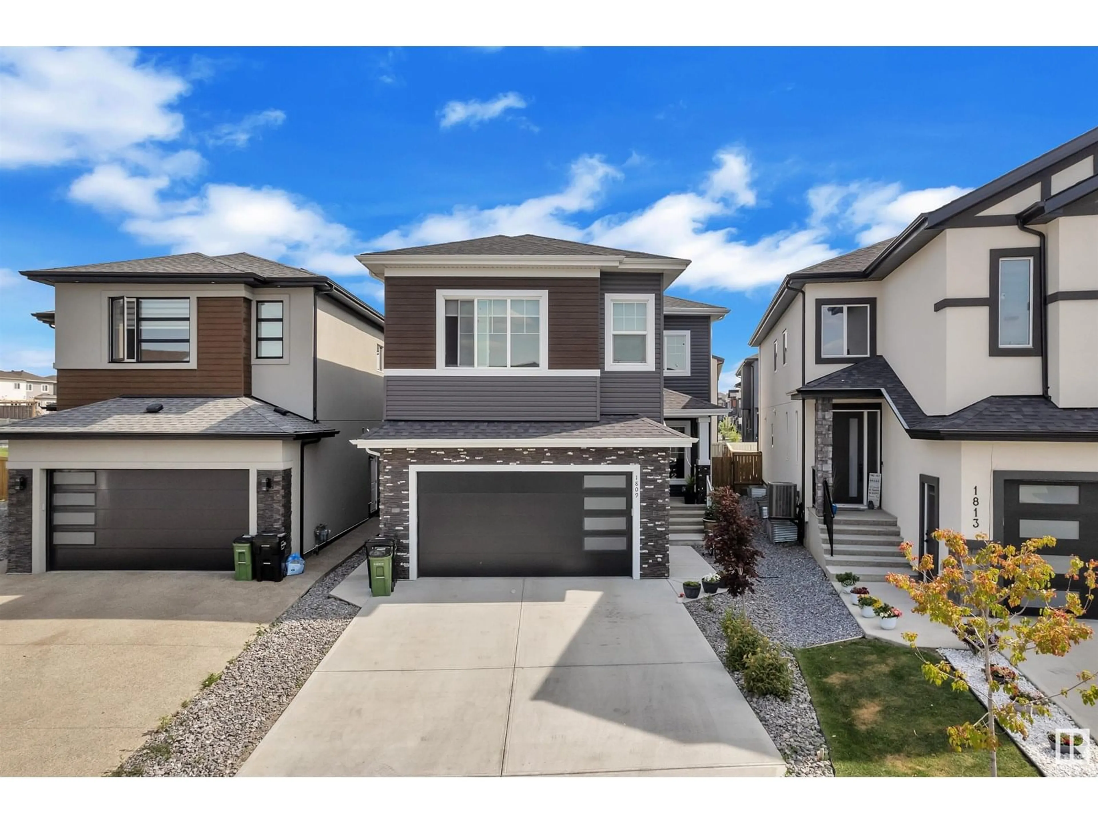 Unknown for NW - 1809 18A AVENUE, Edmonton Alberta T6T2M9