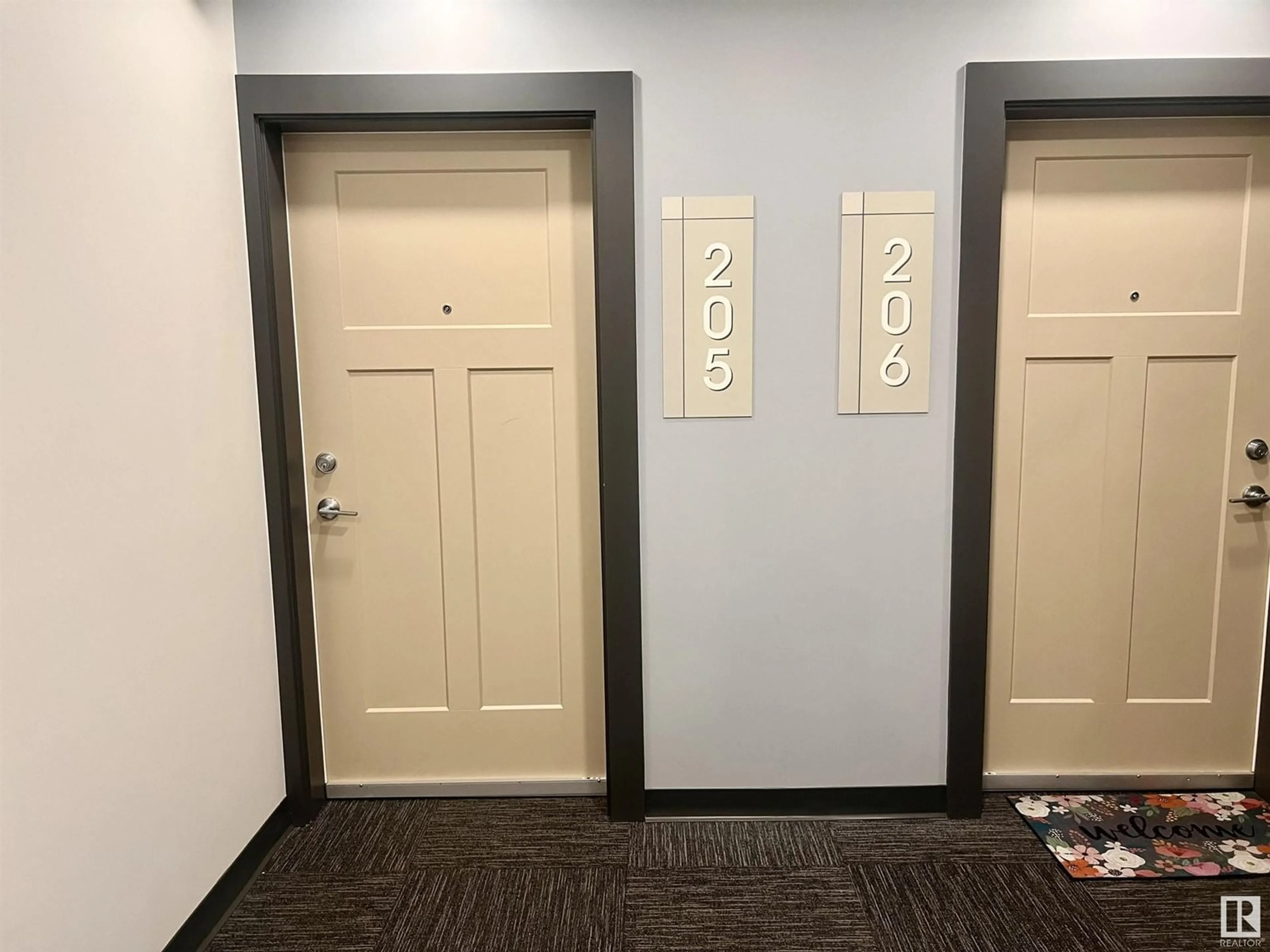 Indoor foyer for #205 - 9504 182 ST, Edmonton Alberta T5T3A7