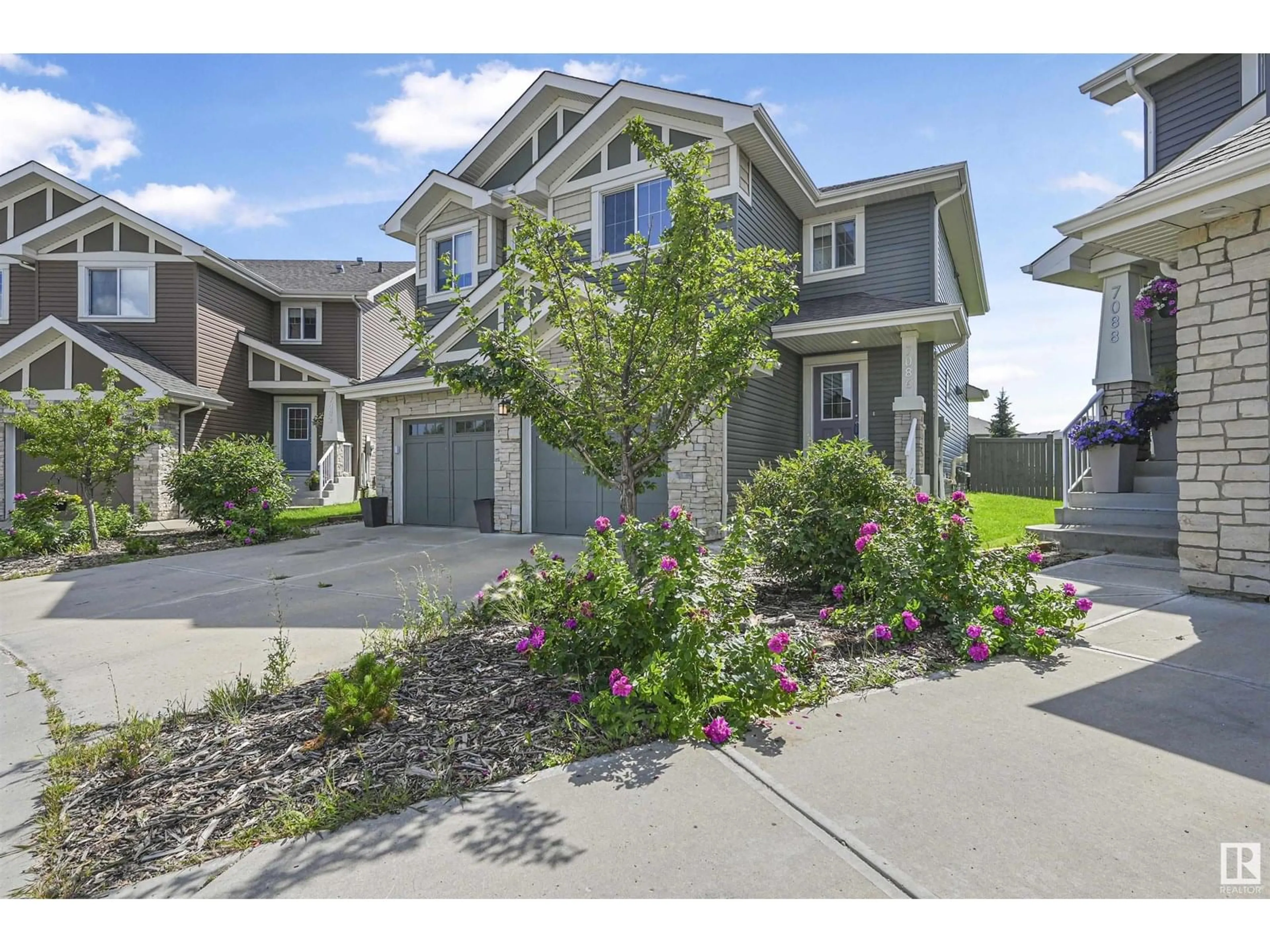 Unknown for 7086 SOUTH TERWILLEGAR DR, Edmonton Alberta T6R0V1