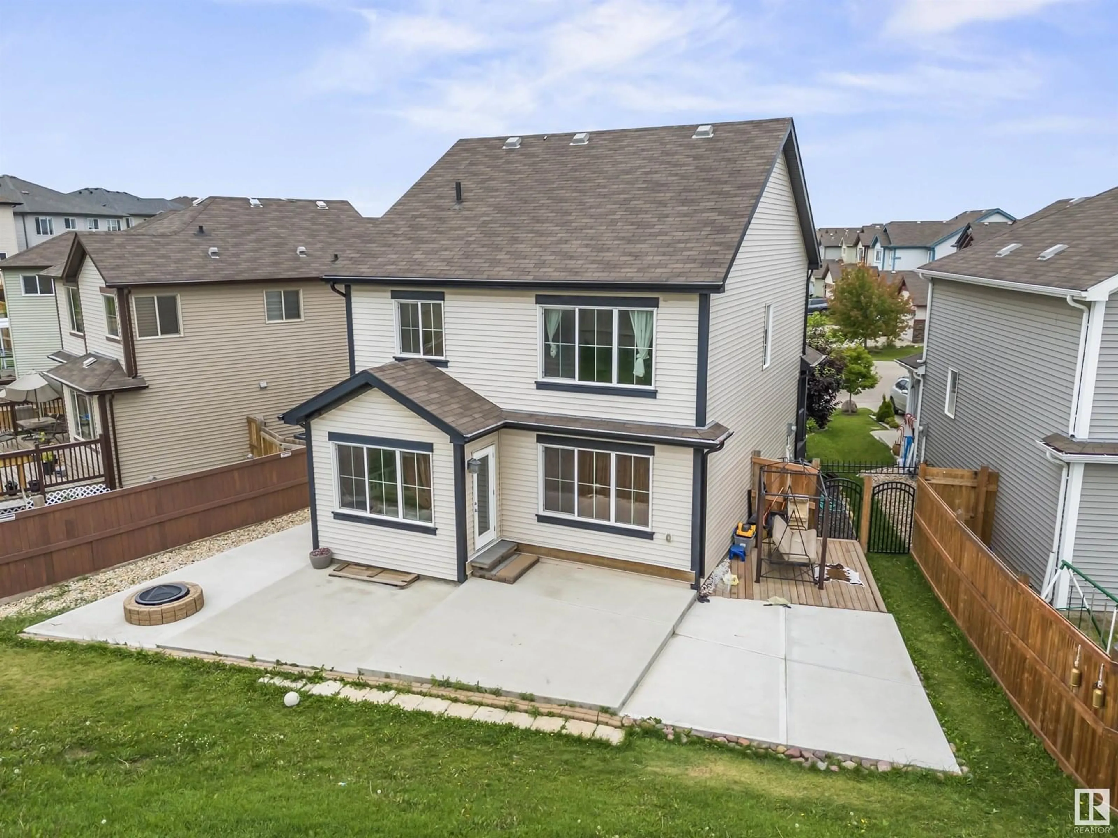 A pic from outside/outdoor area/front of a property/back of a property/a pic from drone, street for SW - 1971 51 STREET, Edmonton Alberta T6X1Y4
