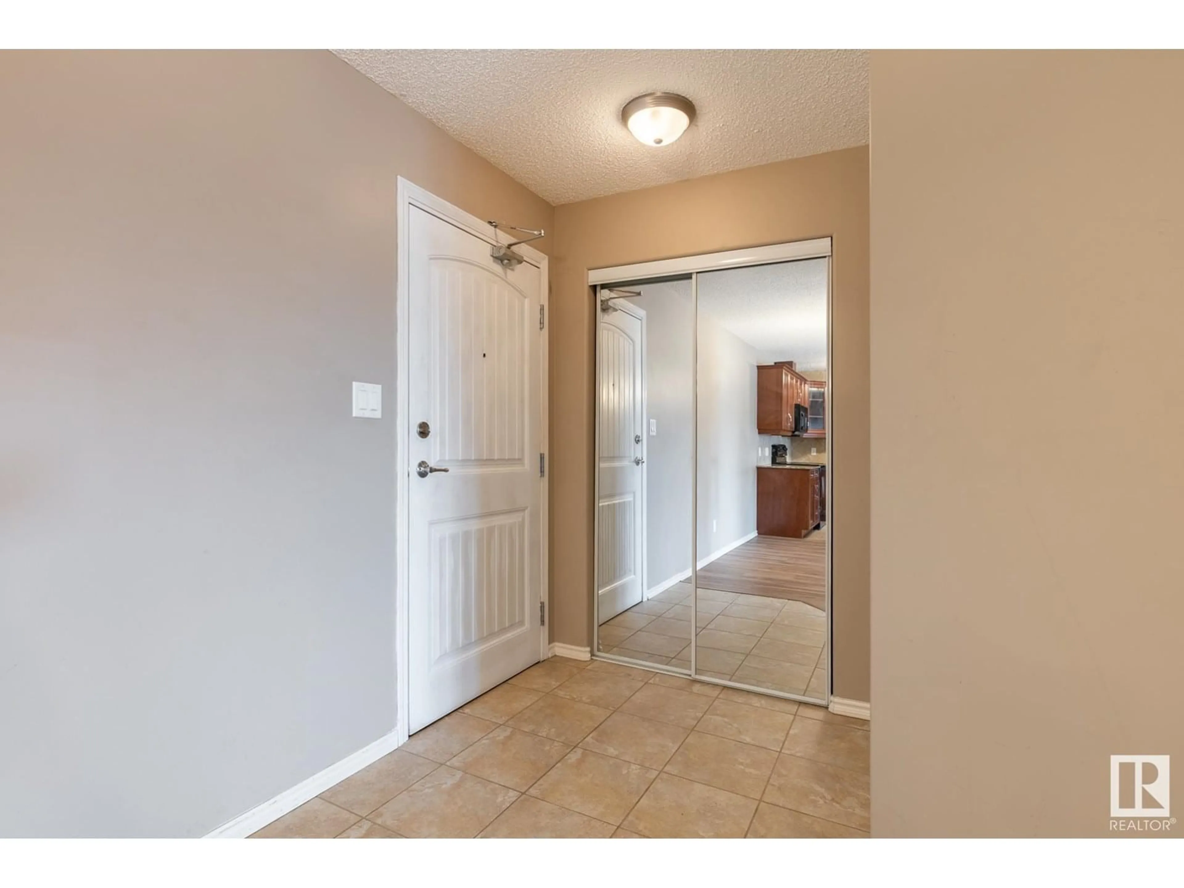Indoor entryway for #426 - 2098 BLACKMUD CREEK DR, Edmonton Alberta T6W1T7