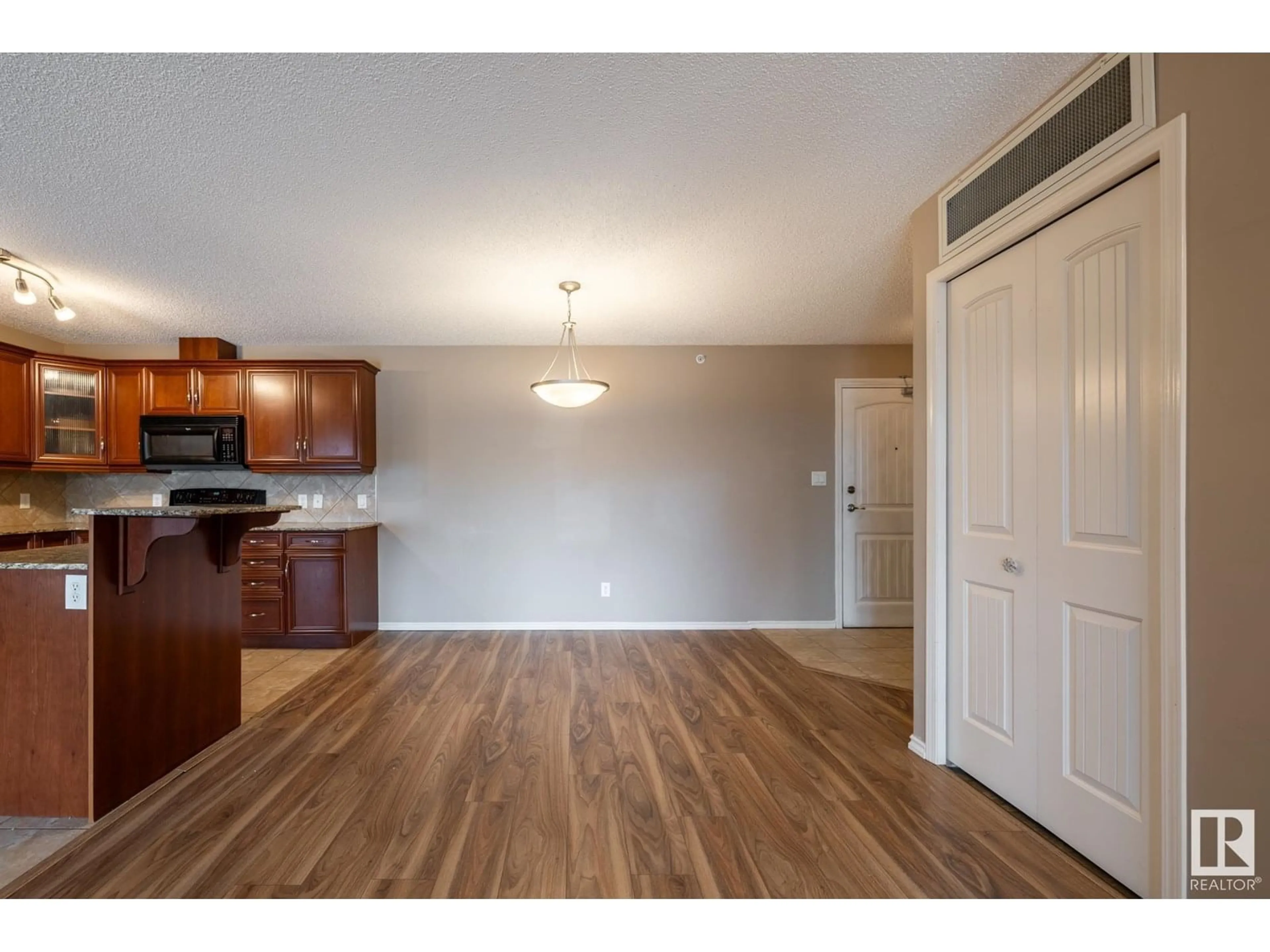 Unknown for #426 - 2098 BLACKMUD CREEK DR, Edmonton Alberta T6W1T7