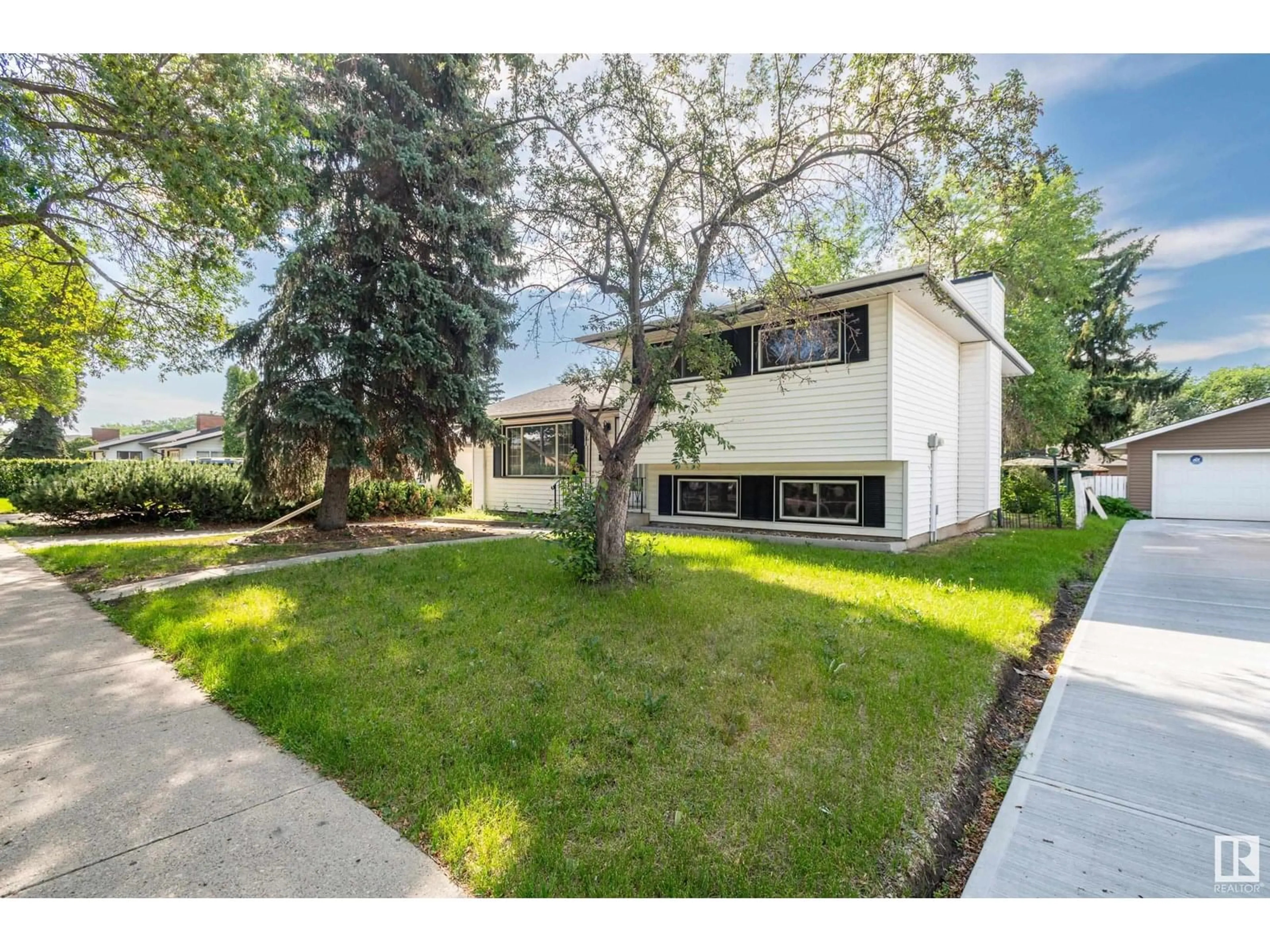 Unknown for 6411 149 AV, Edmonton Alberta T5A1W1