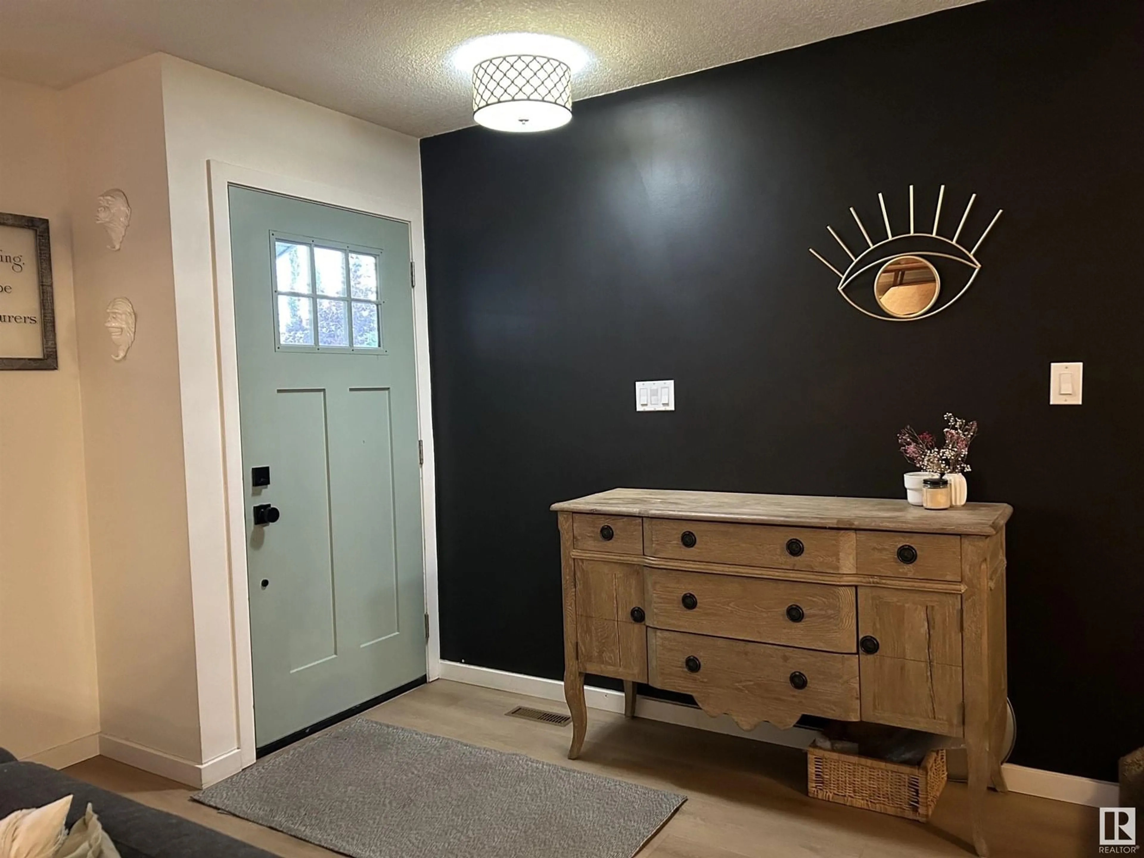 Indoor entryway for 80 VIRGINIA CR, Sherwood Park Alberta T8A4L5