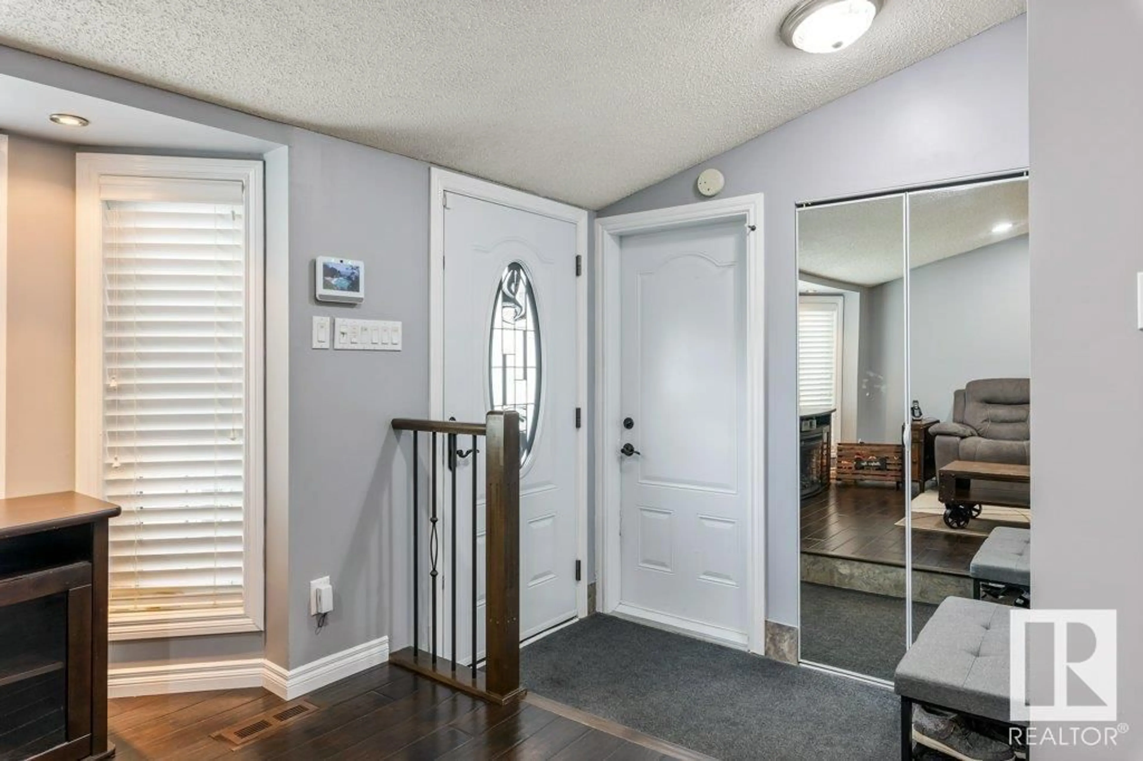 Indoor entryway for NW - 7312 152C AV, Edmonton Alberta T5C3M8