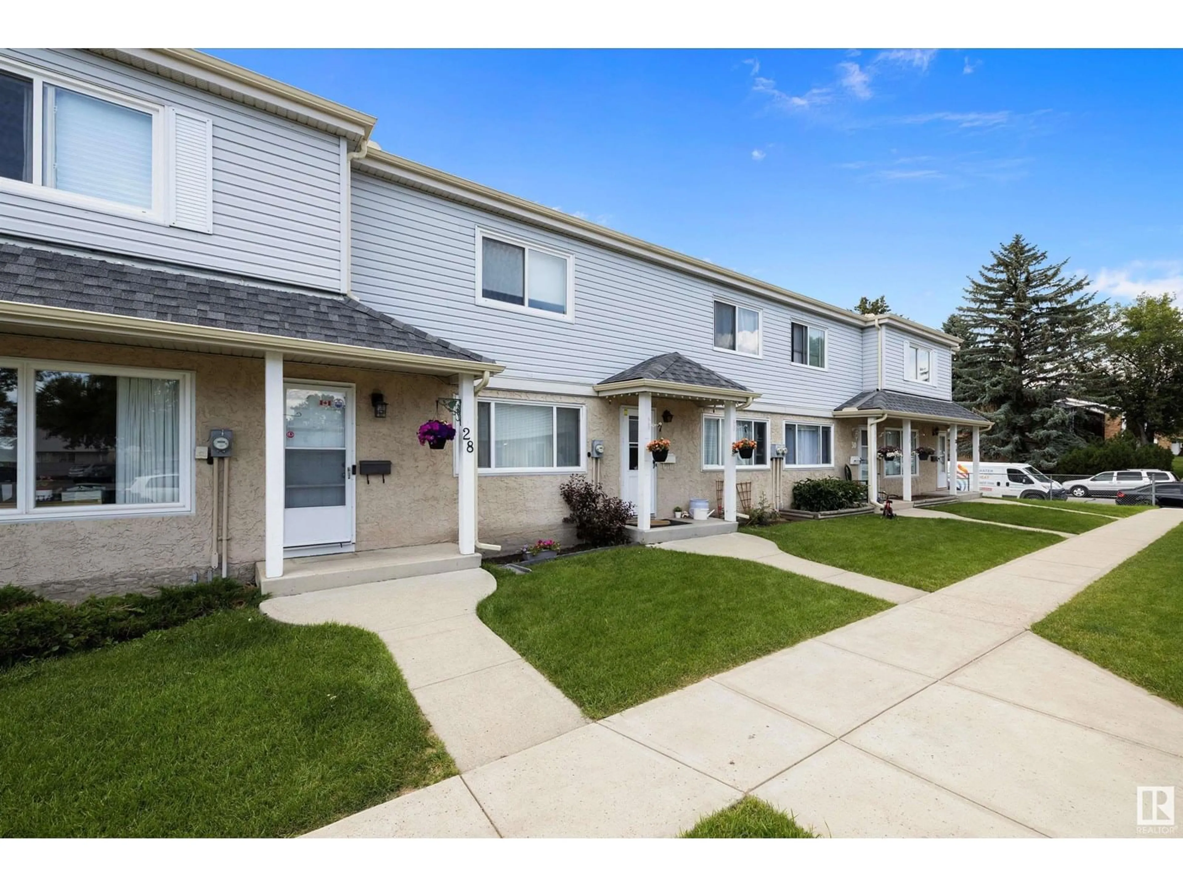 Patio, street for 2030 - 28 BRENTWOOD BV, Sherwood Park Alberta T8A0C9
