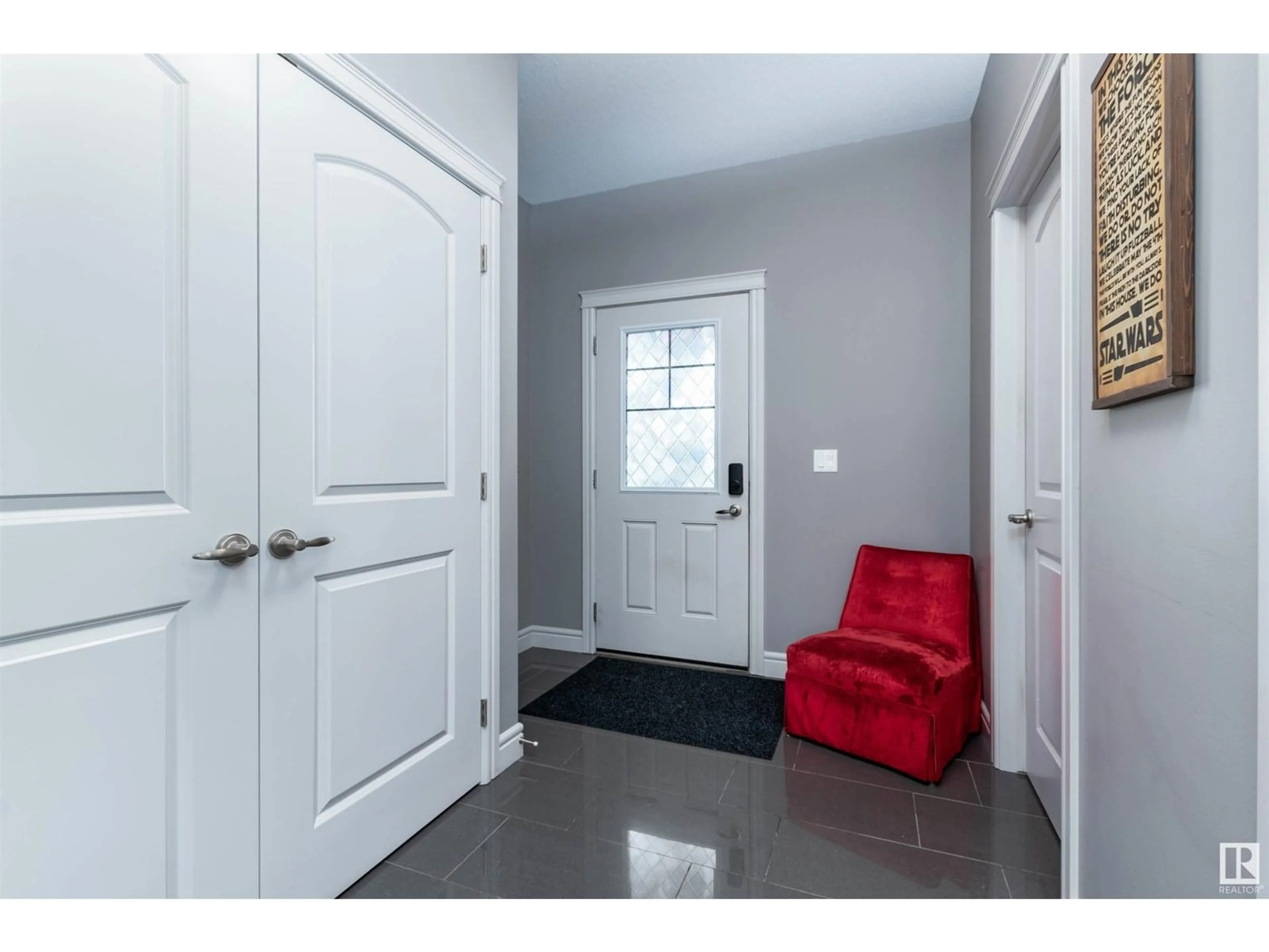 Indoor entryway for 1130 ALLENDALE CR, Sherwood Park Alberta T8H0X6