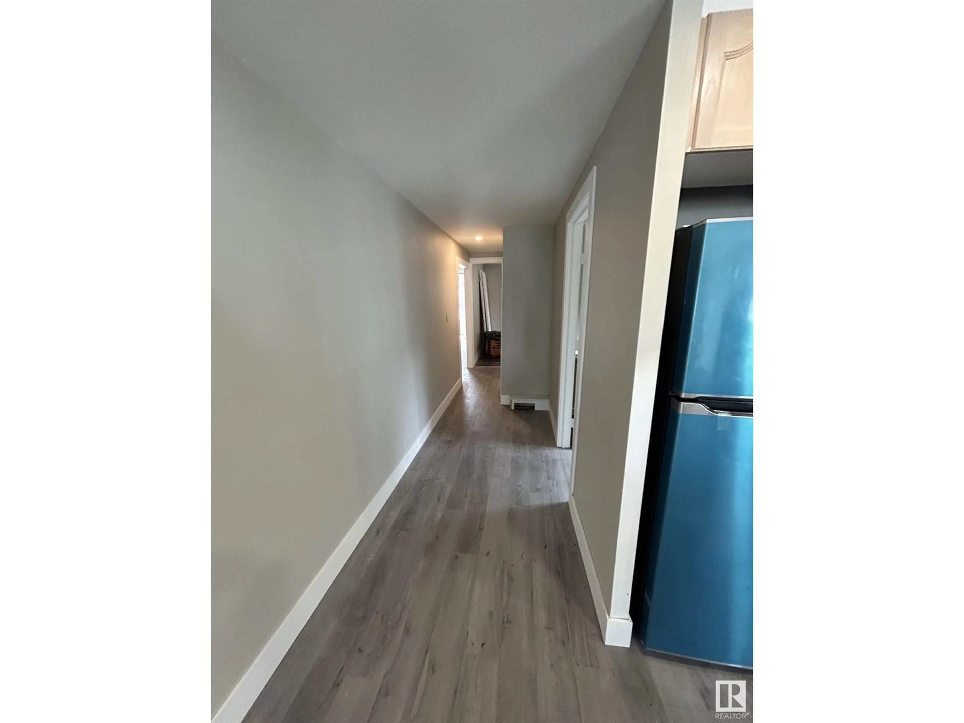 A pic of a room for 306 BROOKE WY, Edmonton Alberta T5S1T5