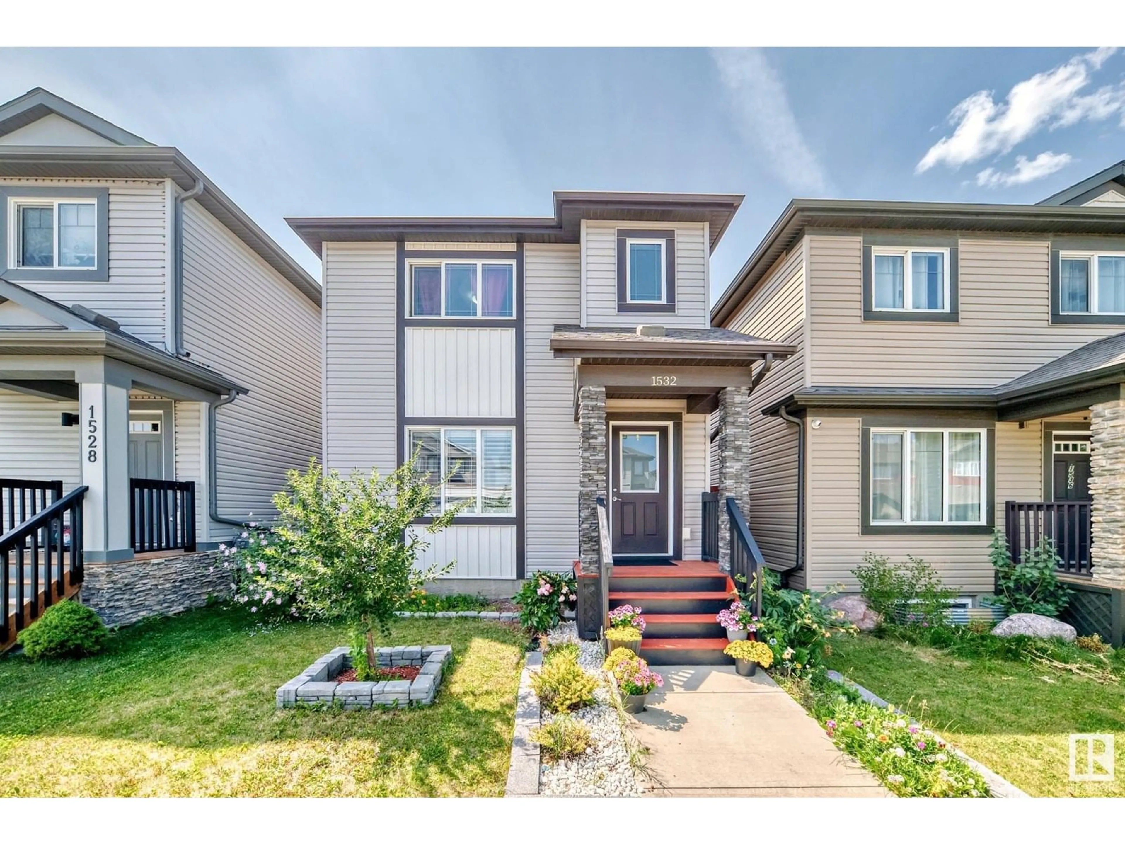 Unknown for NW - 1532 21 ST, Edmonton Alberta T6T2B7