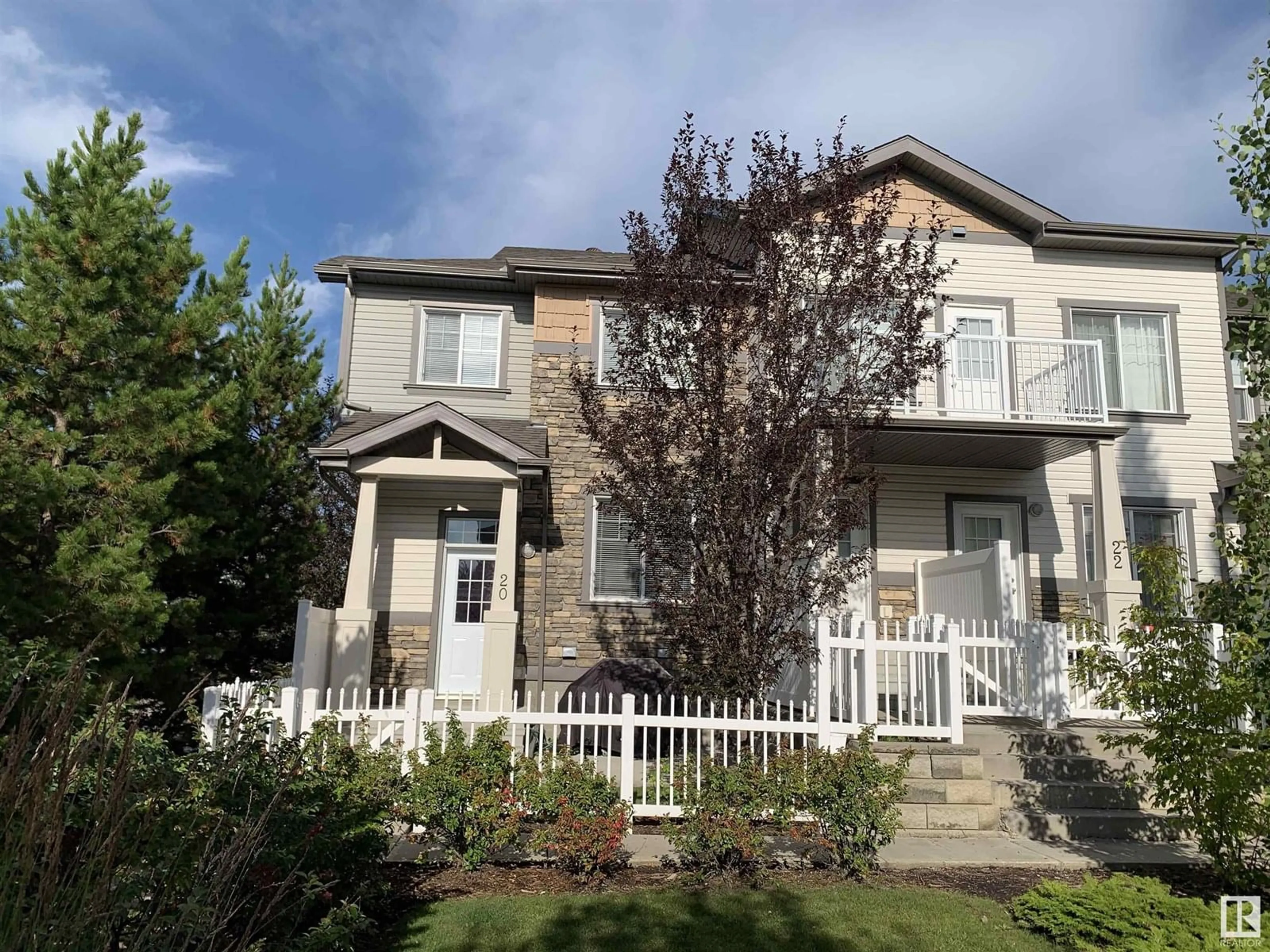Home with vinyl exterior material, street for 4850 - 20 TERWILLEGAR COMMON NW, Edmonton Alberta T6R0T6