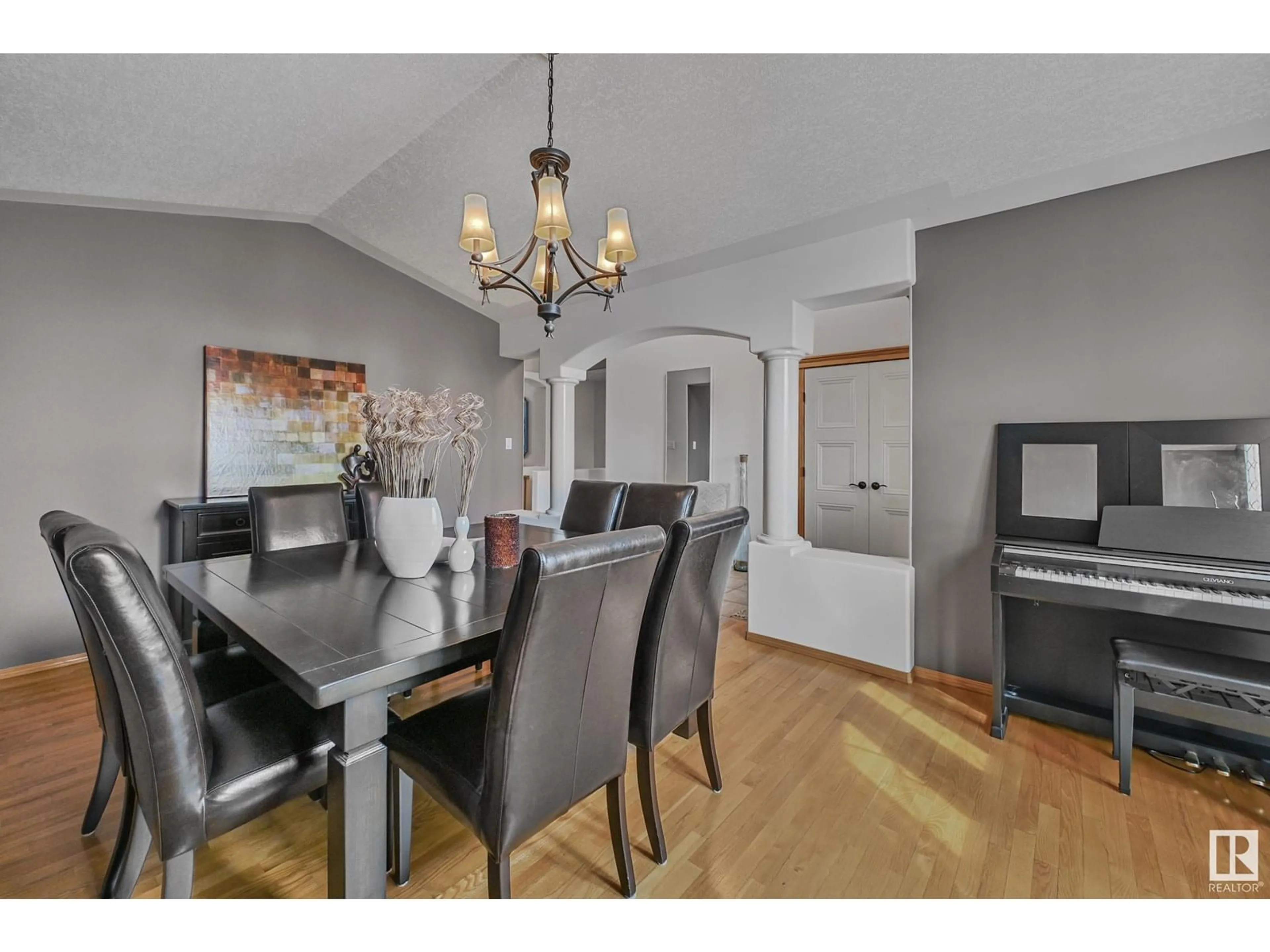 Dining room, wood/laminate floor for NW - 15908 89A ST, Edmonton Alberta T5Z3E2