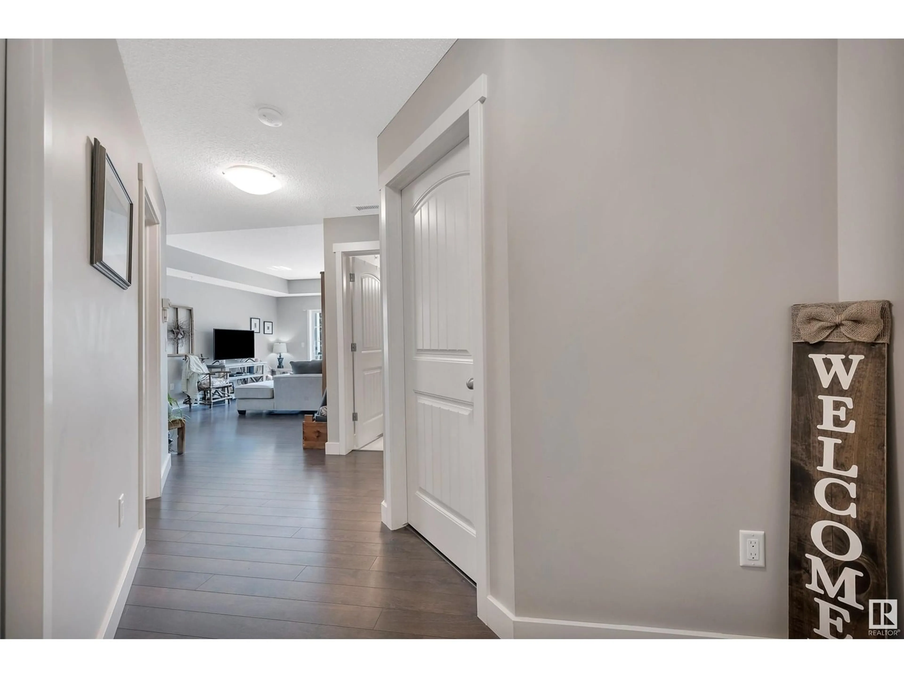 Indoor entryway for #109 - 4922 52 ST, Gibbons Alberta T0A1N0