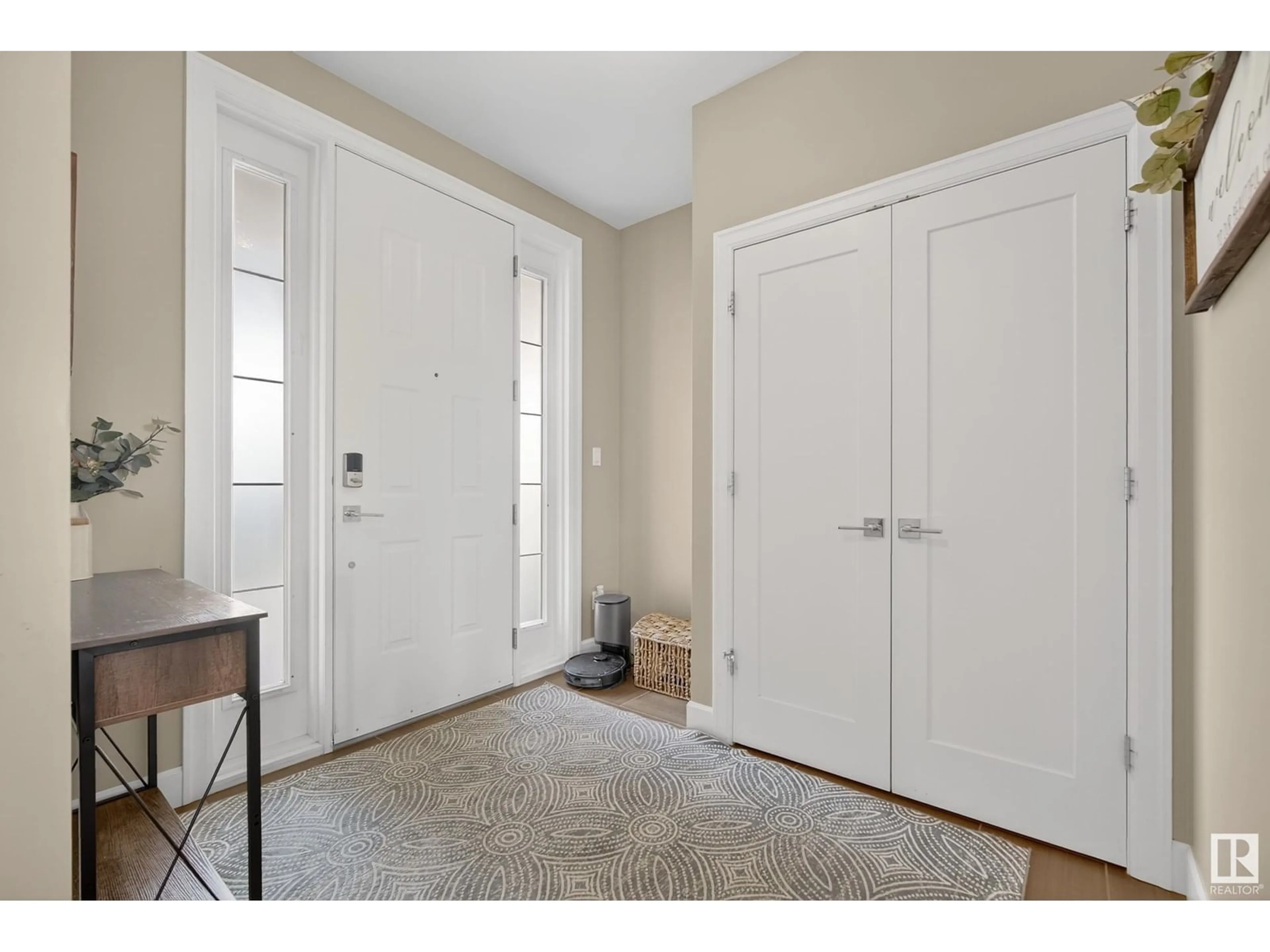 Indoor entryway for 9803 103 AV, Morinville Alberta T8R0C3