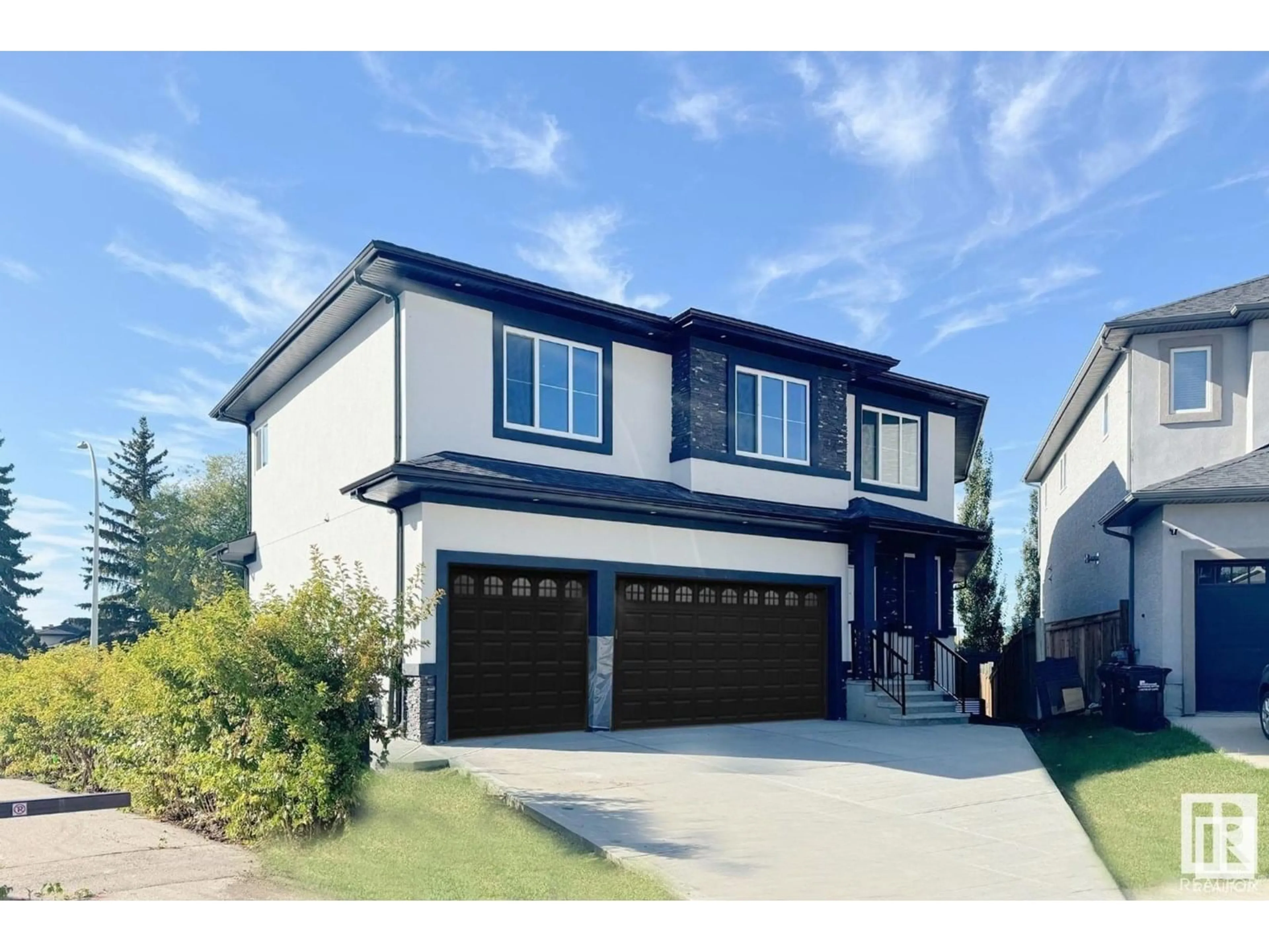Home with vinyl exterior material, street for 9 GALLOWAY ST, Sherwood Park Alberta T8A4X6
