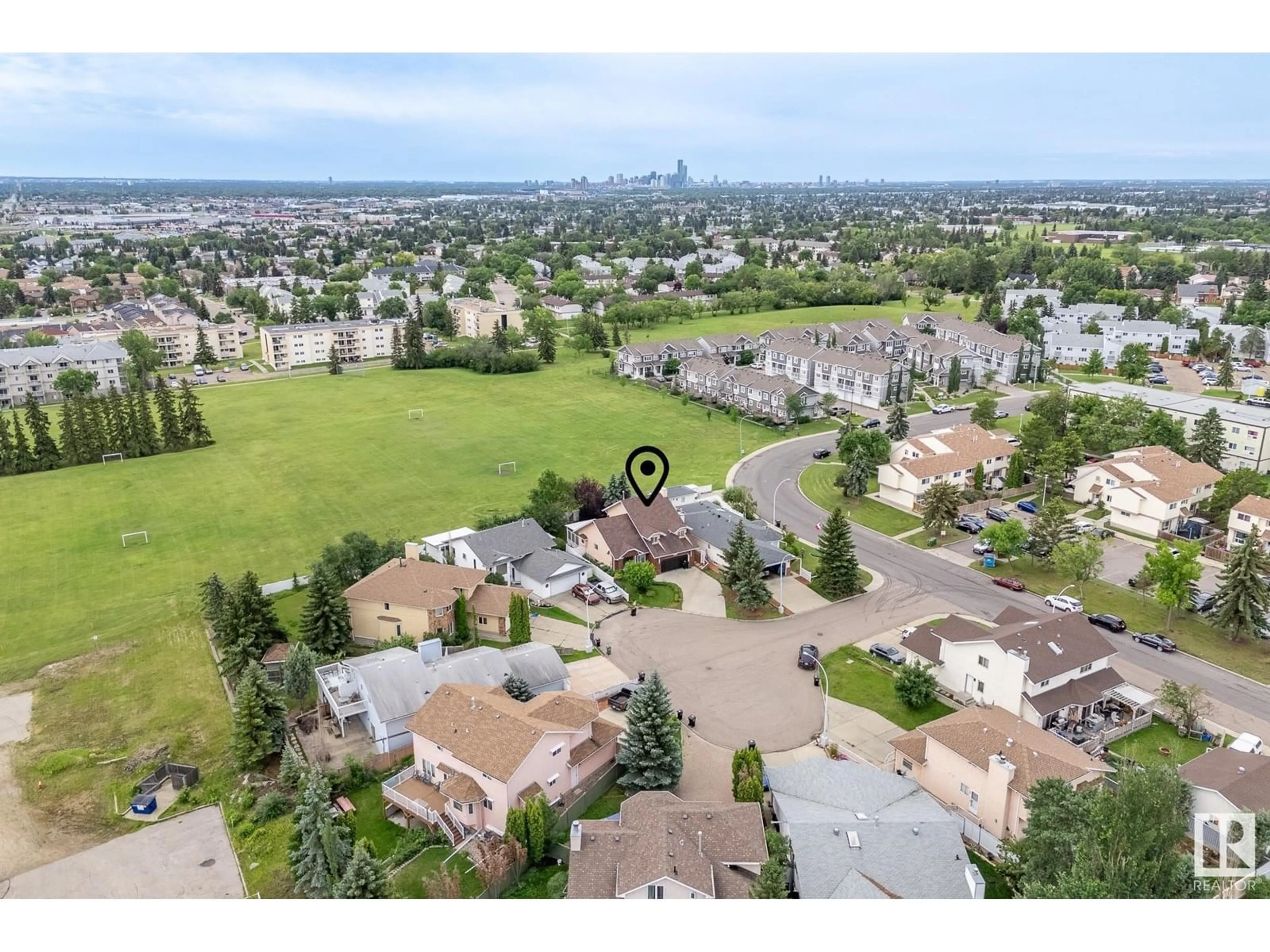 A pic from outside/outdoor area/front of a property/back of a property/a pic from drone, unknown for 15007 51 ST, Edmonton Alberta T5A4X3