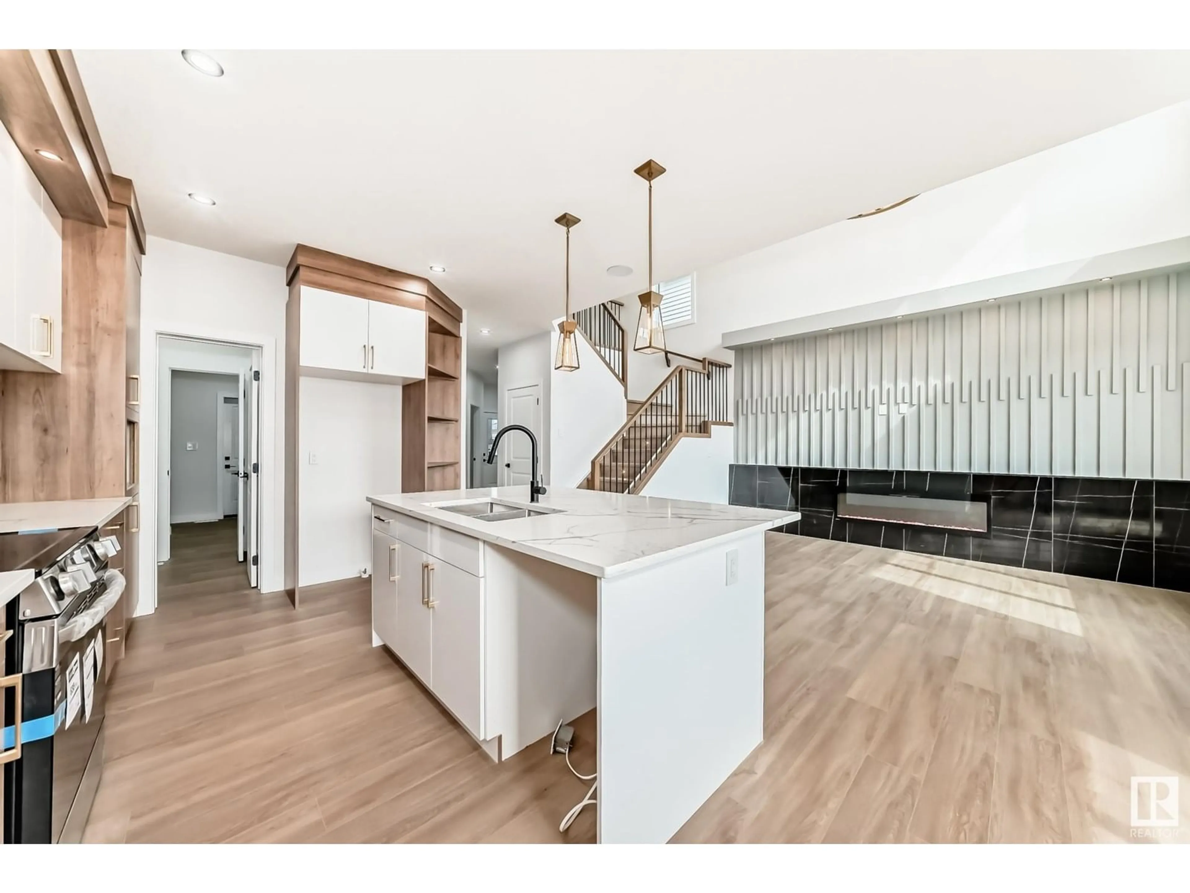 Open concept kitchen, unknown for 15 AXELWOOD CR, Spruce Grove Alberta T7X3C6