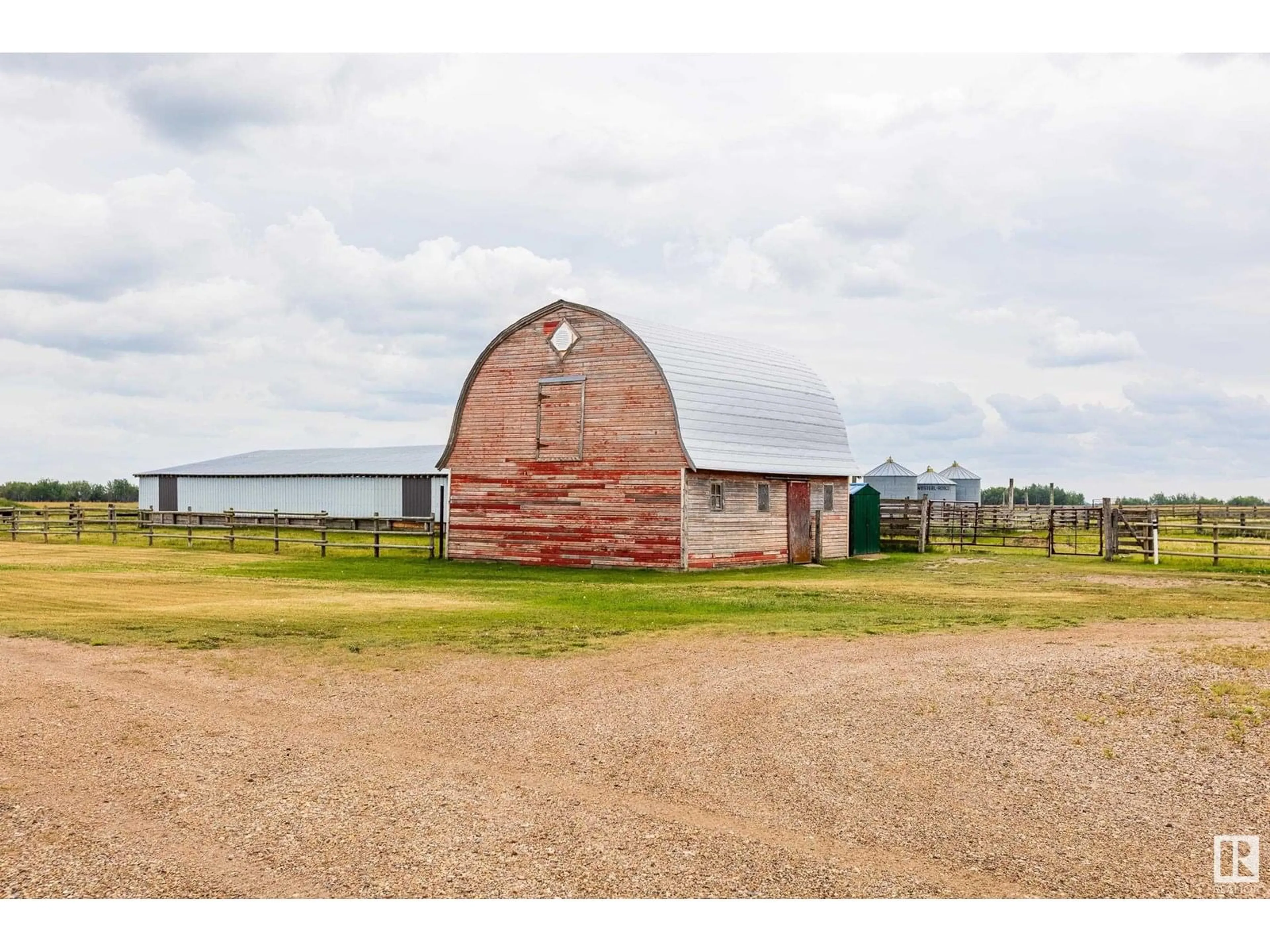 Shed for 545011 RANGE RD 155, Rural Two Hills County Alberta T9C1T6