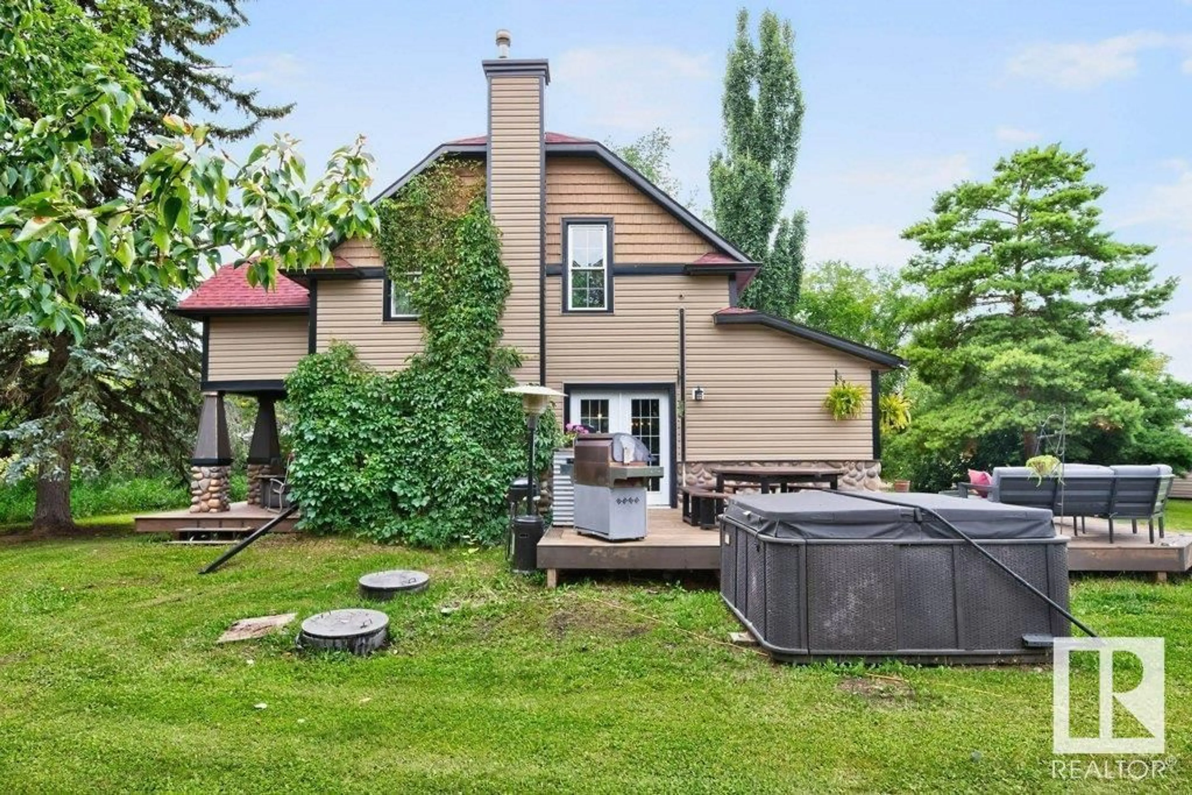 Patio, unknown for 26542 TWP ROAD 504, Rural Leduc County Alberta T9G0J9