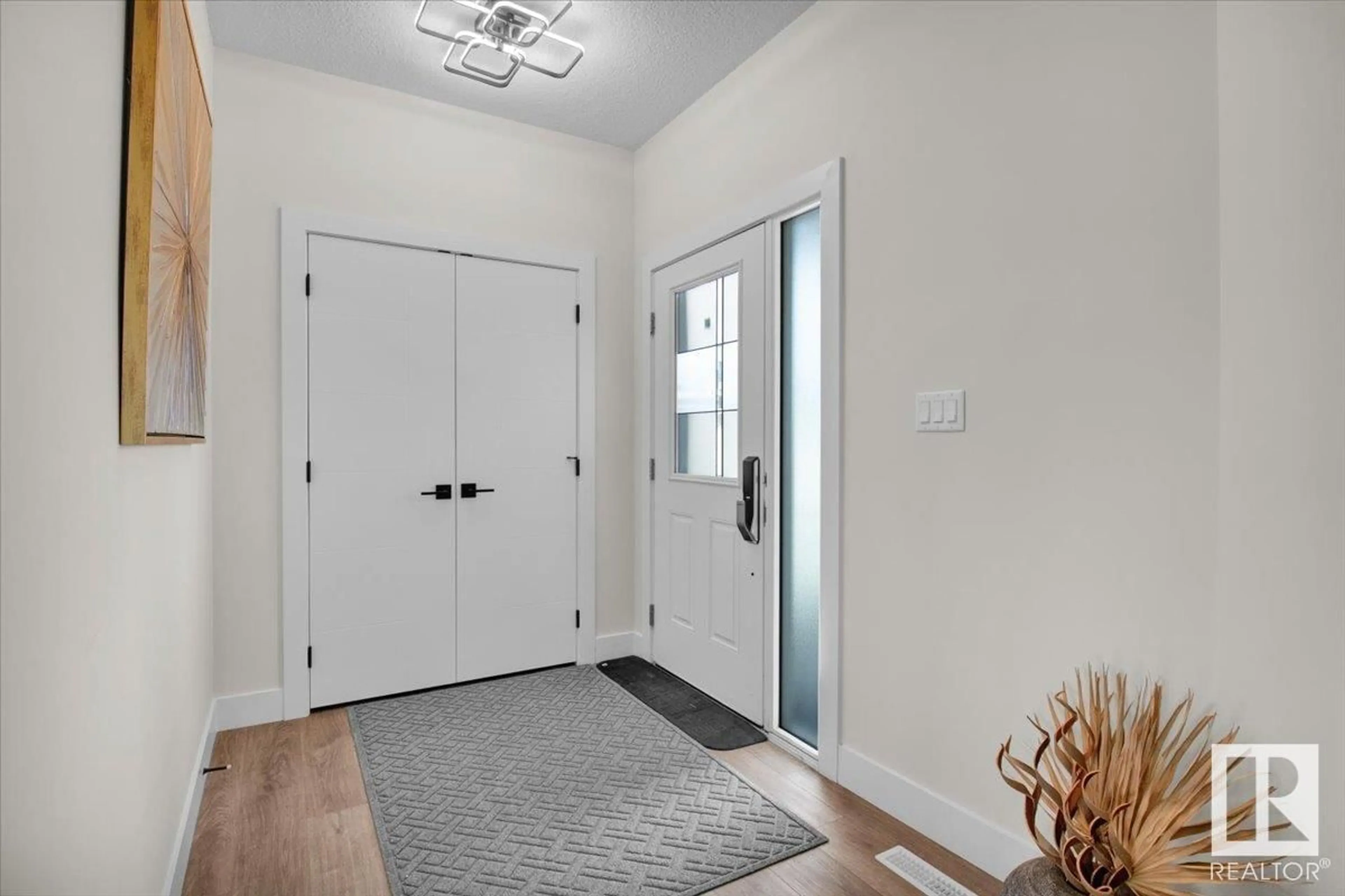 Indoor entryway for 9327 181 AV, Edmonton Alberta T5Z0K2
