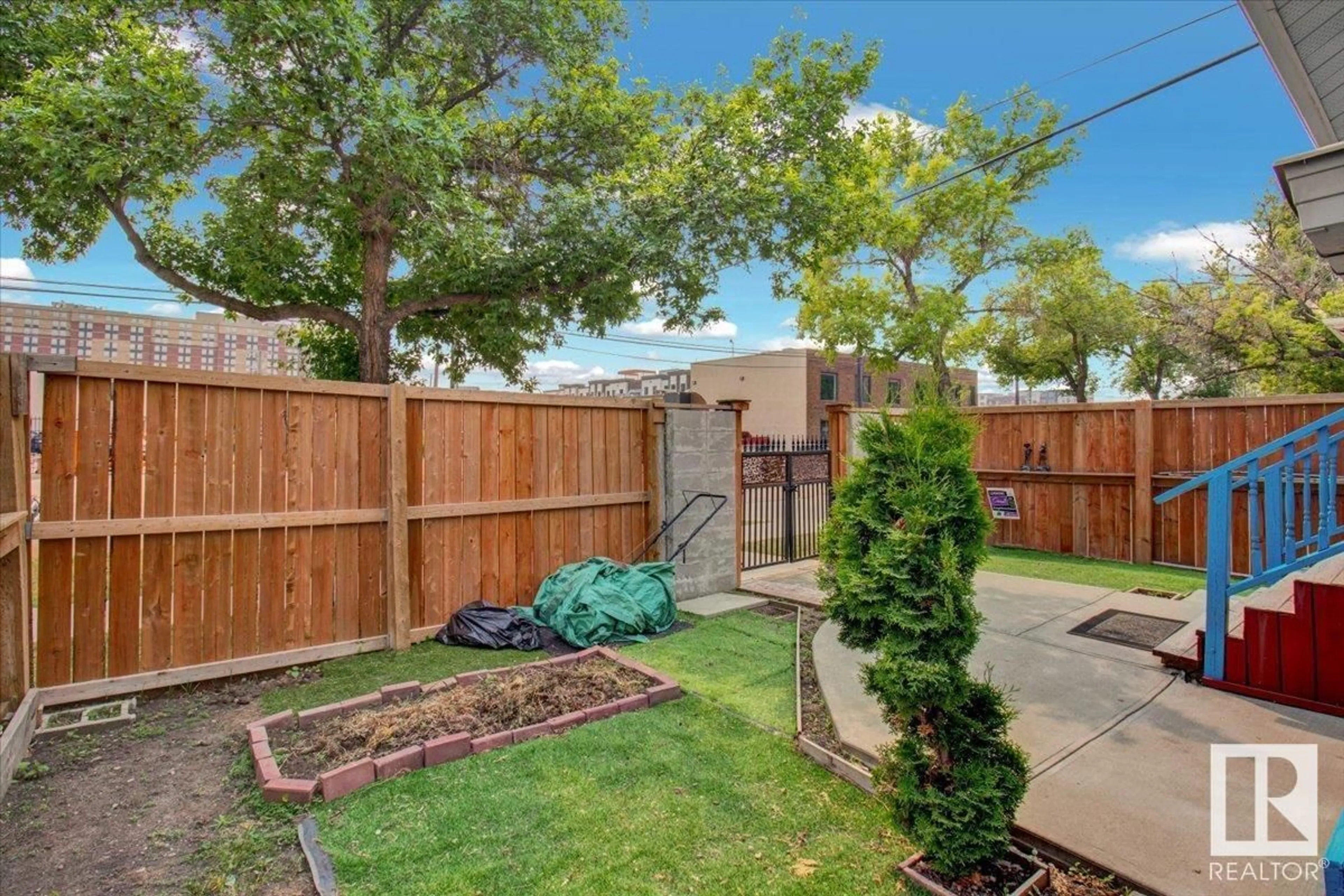 Patio, street for 11010 106 AV, Edmonton Alberta T5H0R3