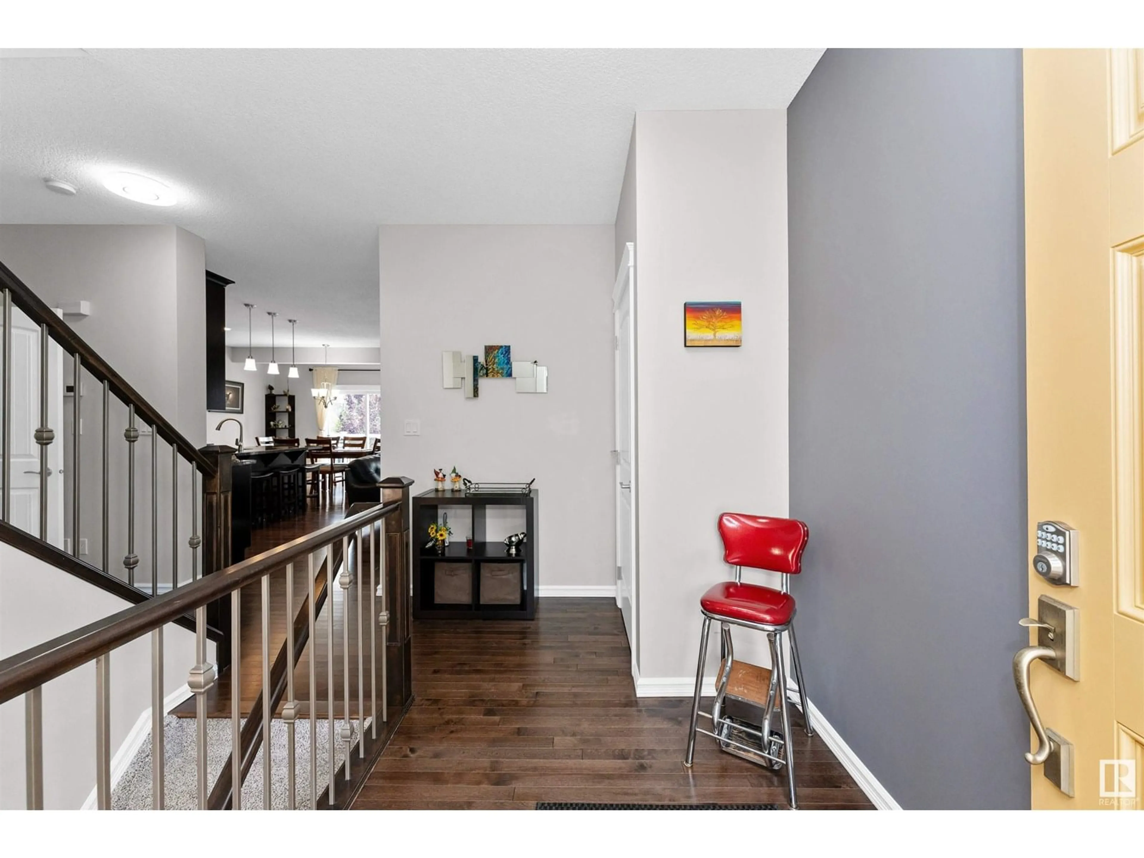 Indoor entryway for 3194 WHITELAW DR, Edmonton Alberta T6W0P8