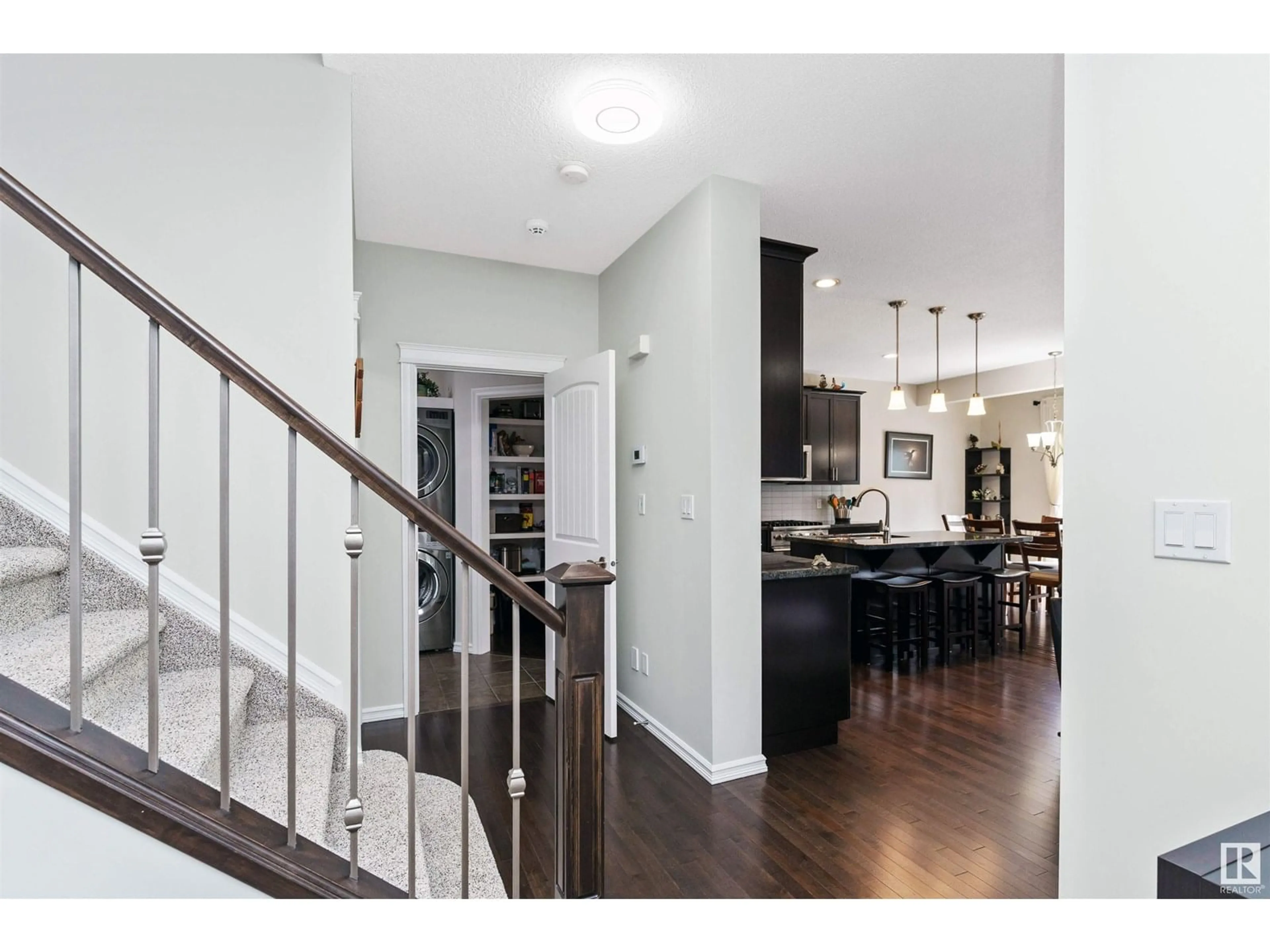 Unknown for 3194 WHITELAW DR, Edmonton Alberta T6W0P8