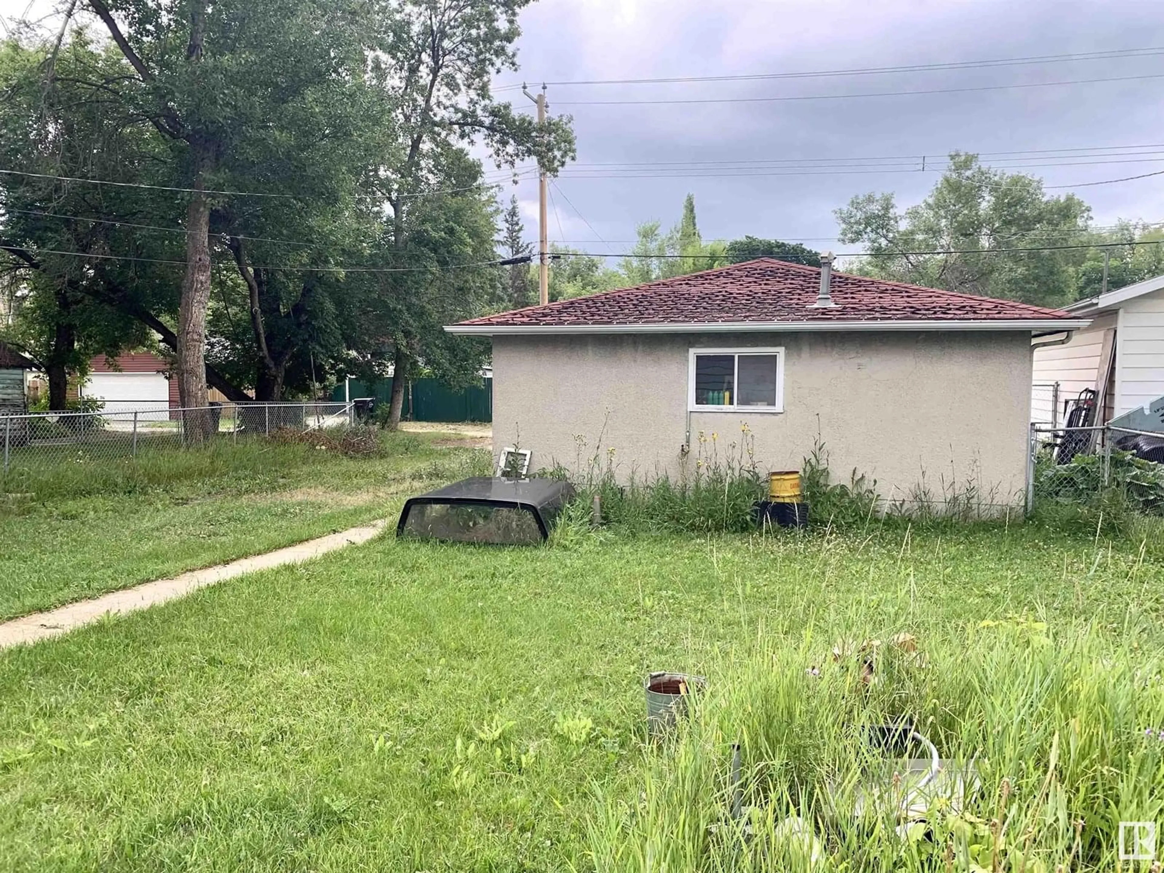 Unknown for 12307 107 ST, Edmonton Alberta T5G2T1