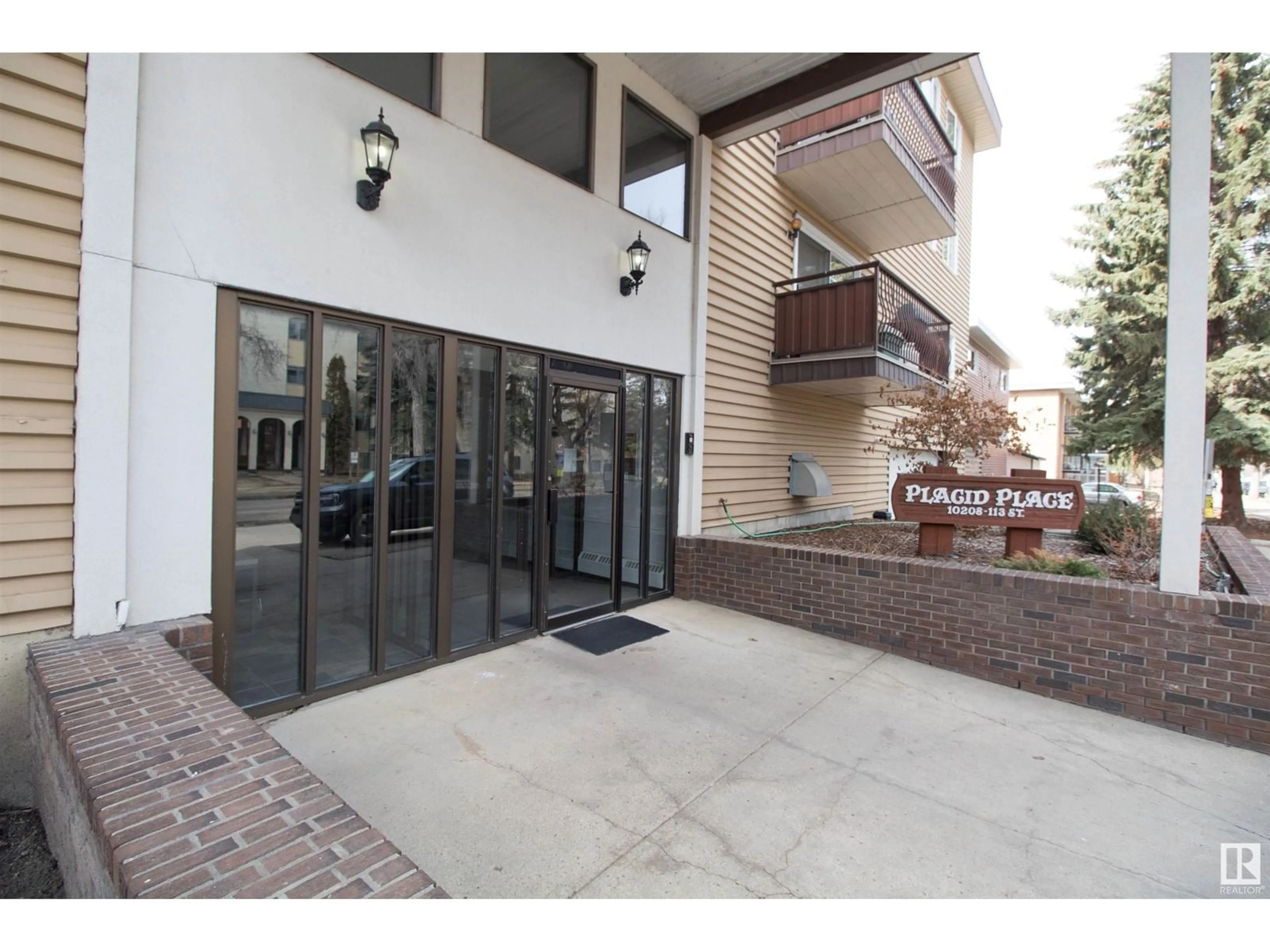 Unknown for 38 - 10208 113 ST, Edmonton Alberta T5K1P4