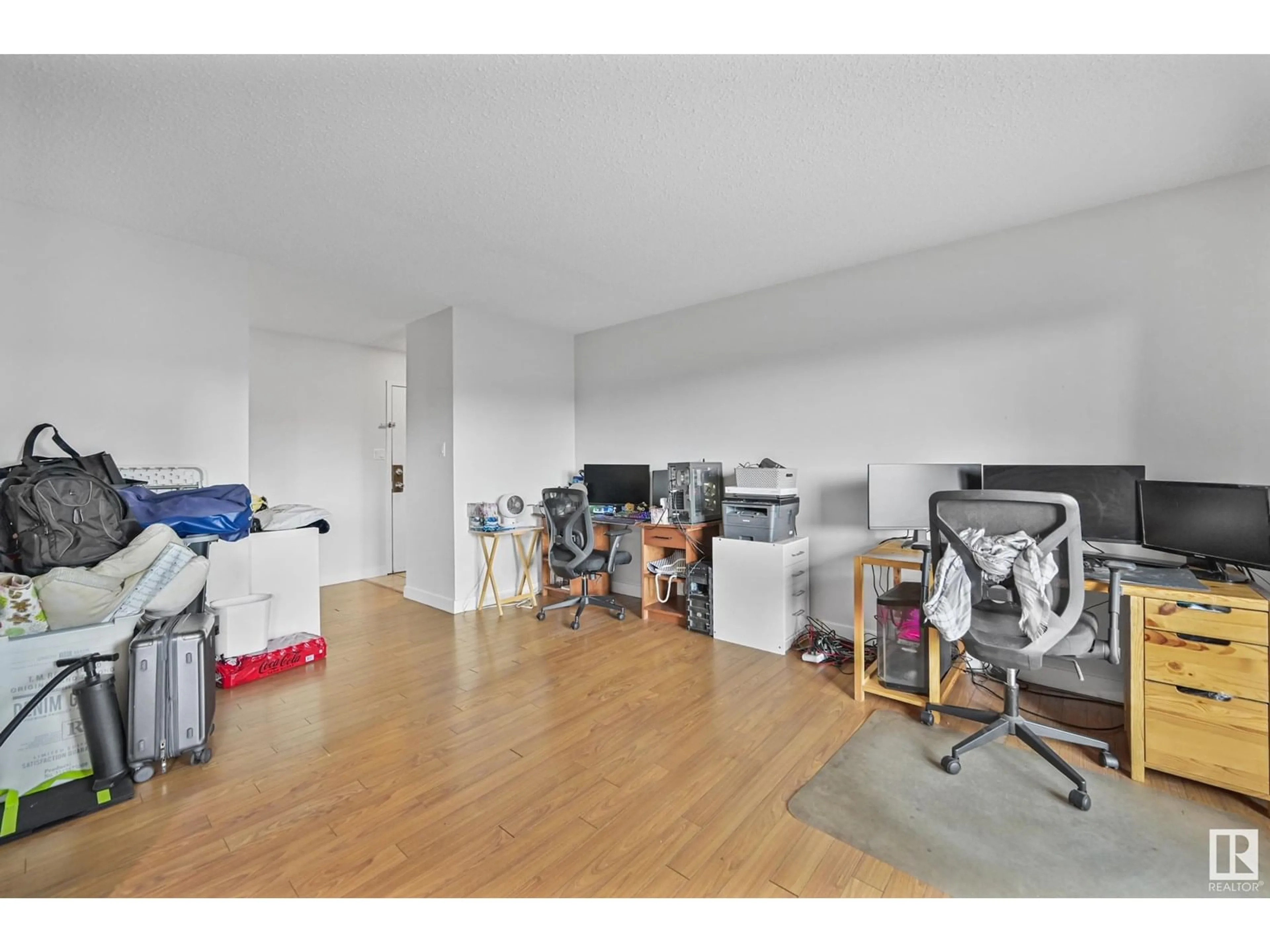 A pic of a room for 205 10917 109 ST NW, Edmonton Alberta T5H3C2