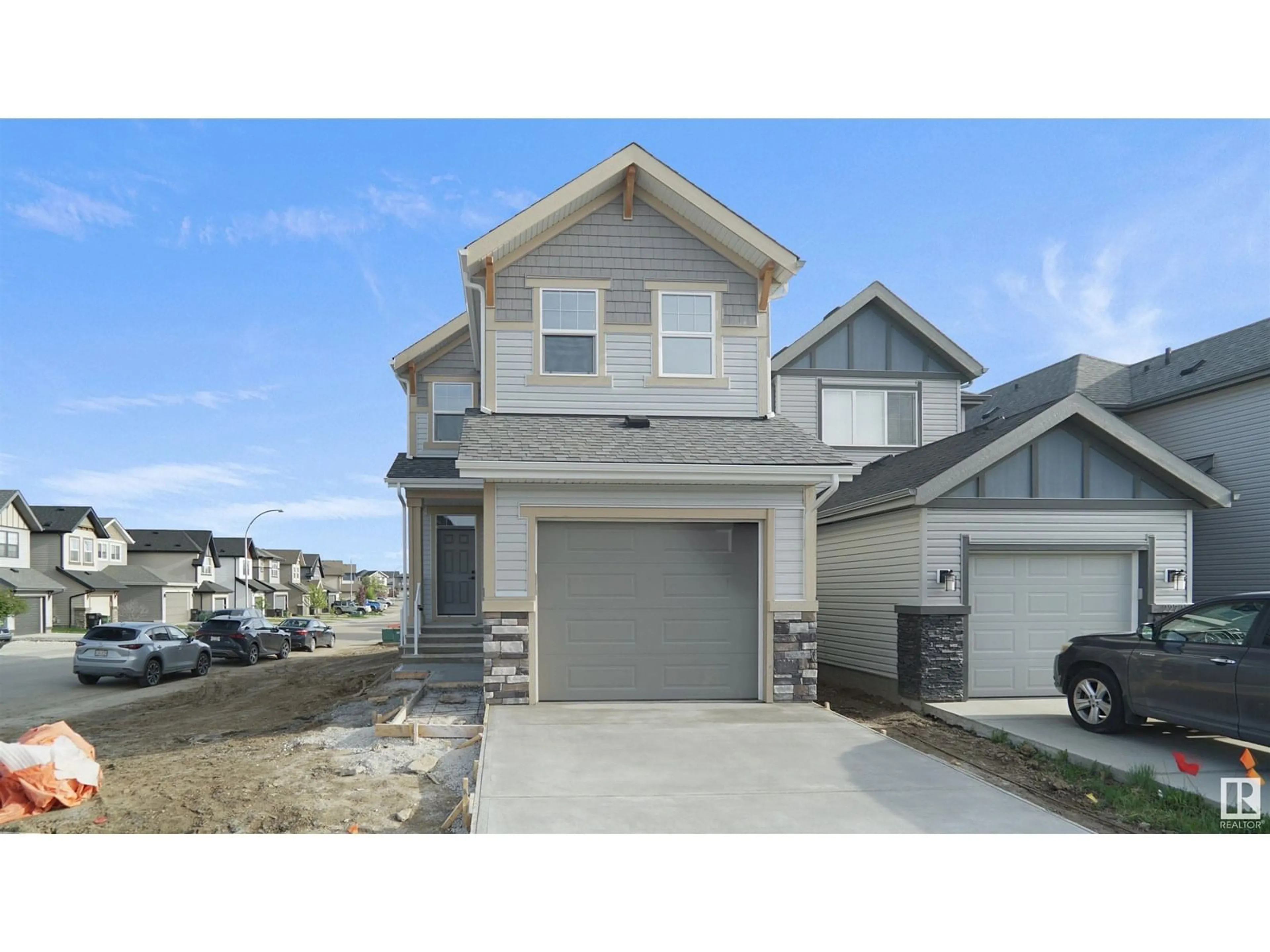 Home with vinyl exterior material, street for 22926 95A AV, Edmonton Alberta T5T7H5