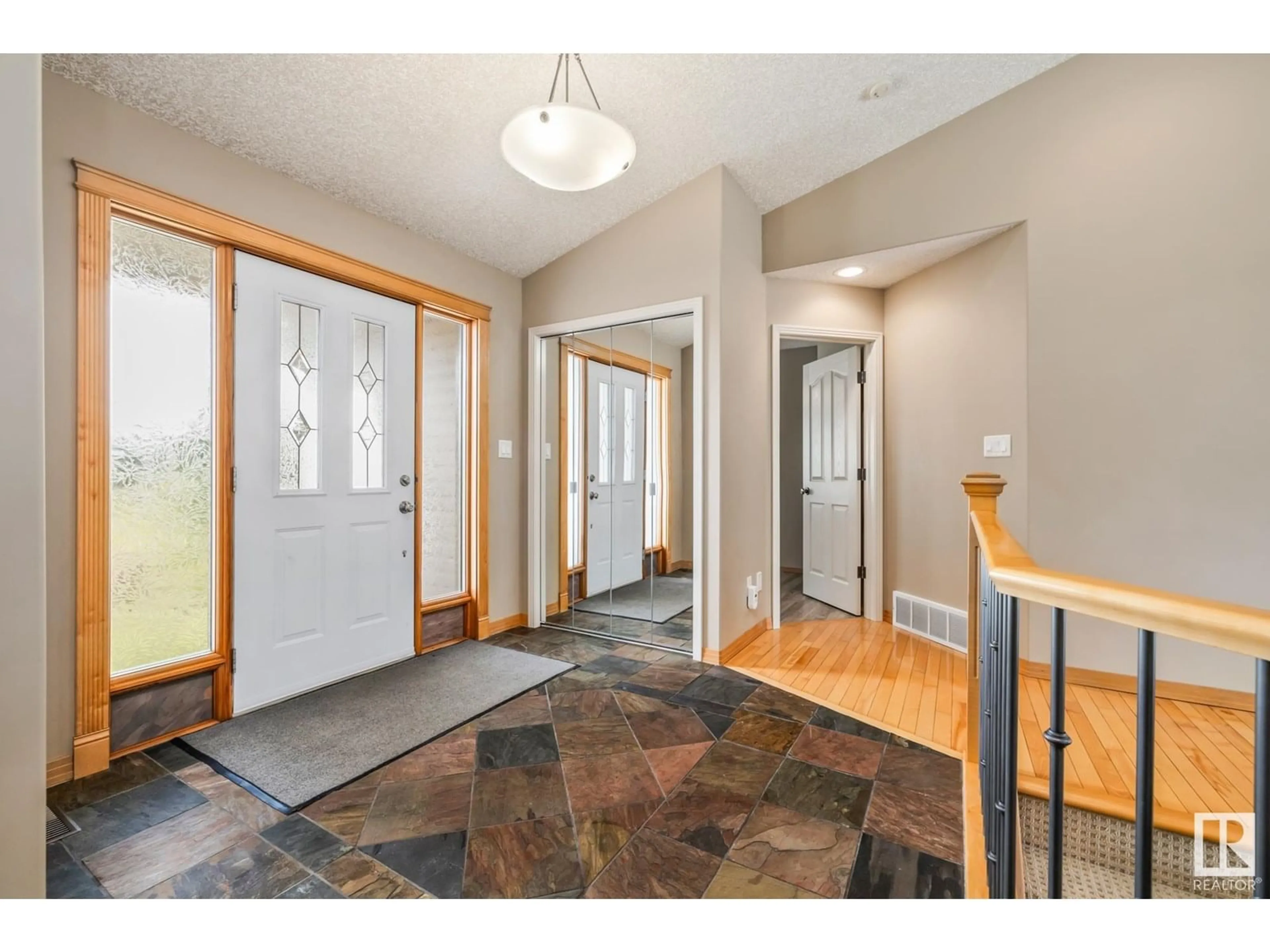 Indoor entryway for #9 - 25415 HWY 37, Rural Sturgeon County Alberta T8T0C6