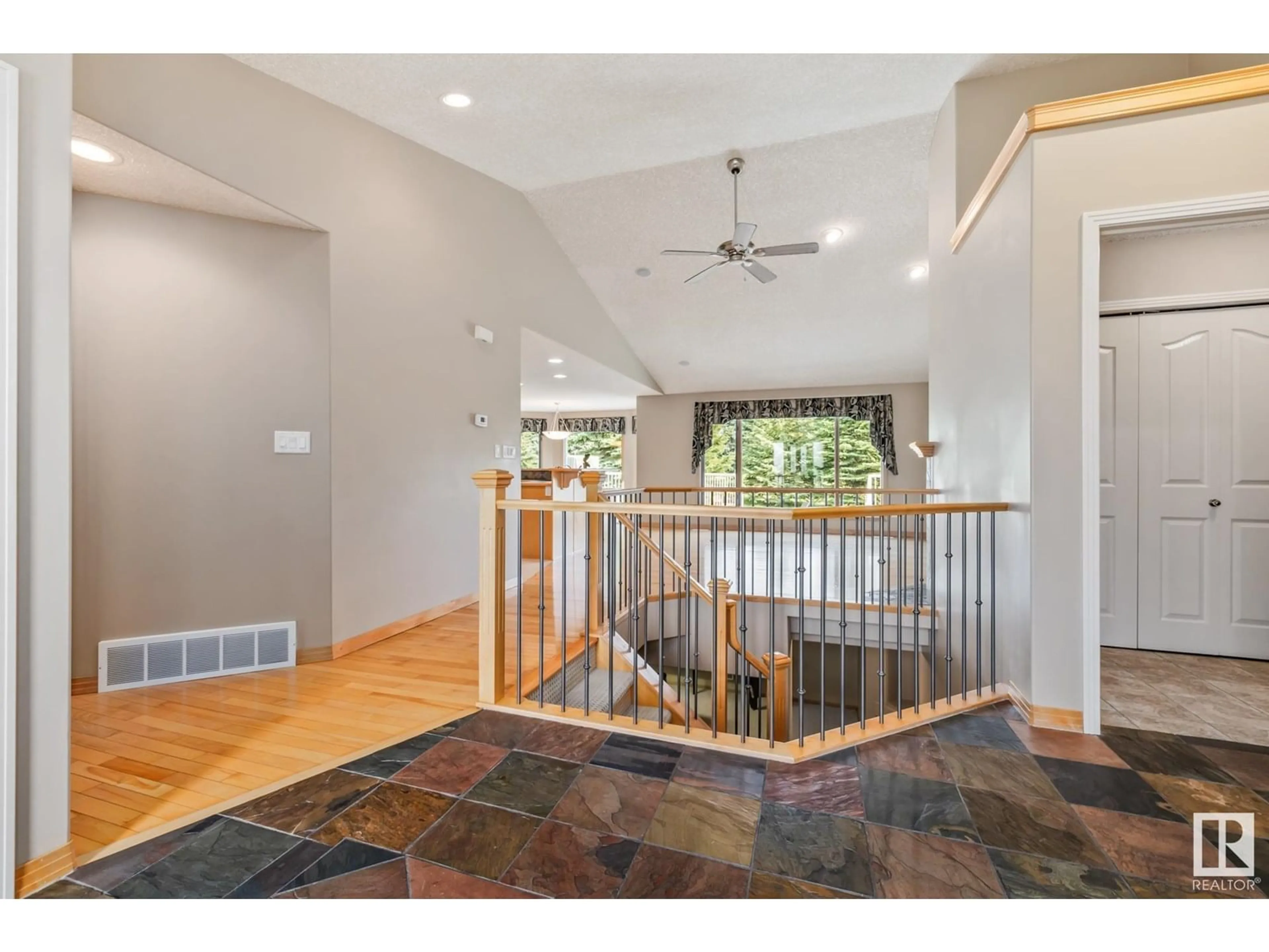 Indoor entryway for #9 - 25415 HWY 37, Rural Sturgeon County Alberta T8T0C6
