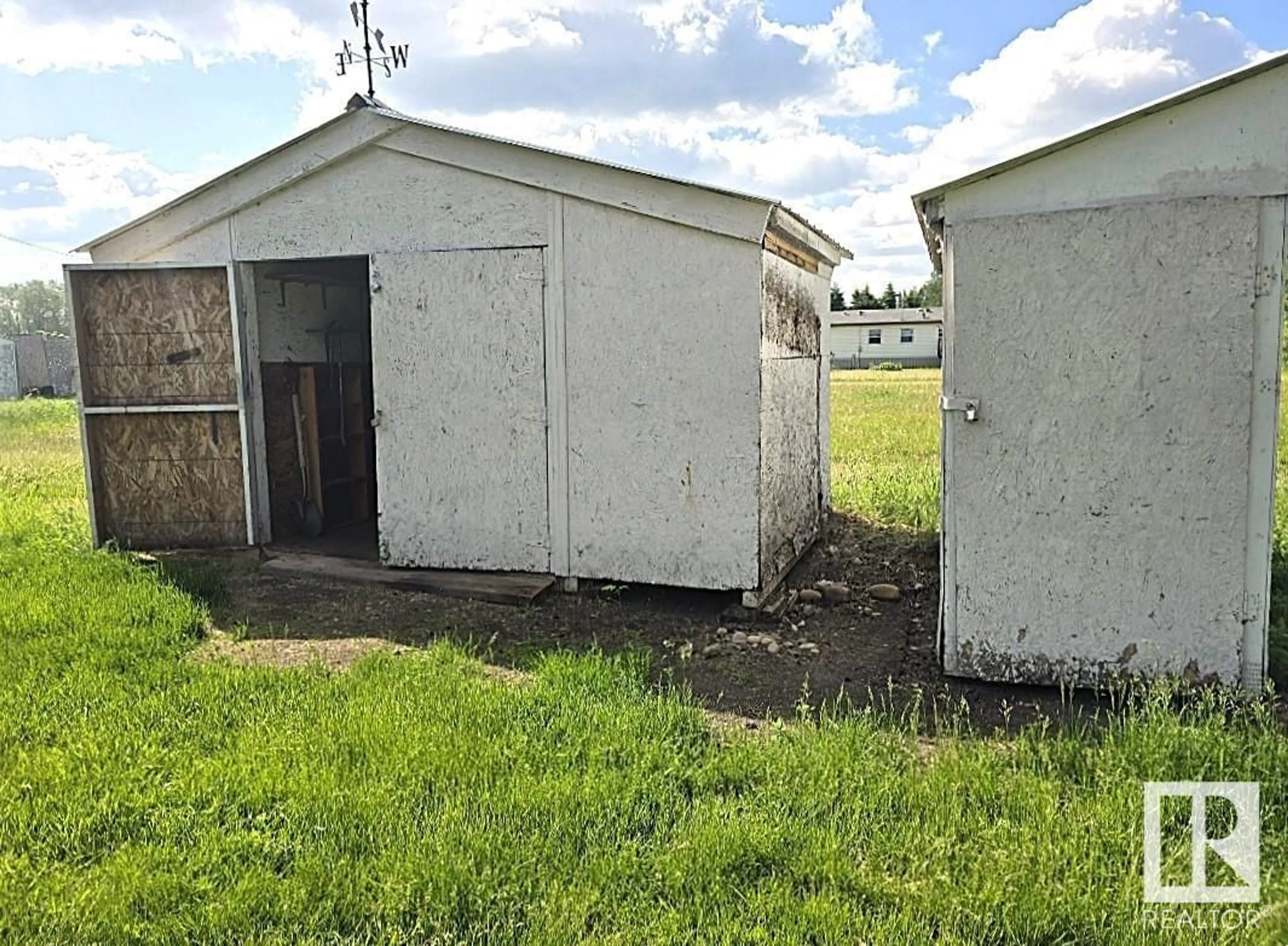 Shed for 4805 50 ST, Pibroch Alberta T7P2P6