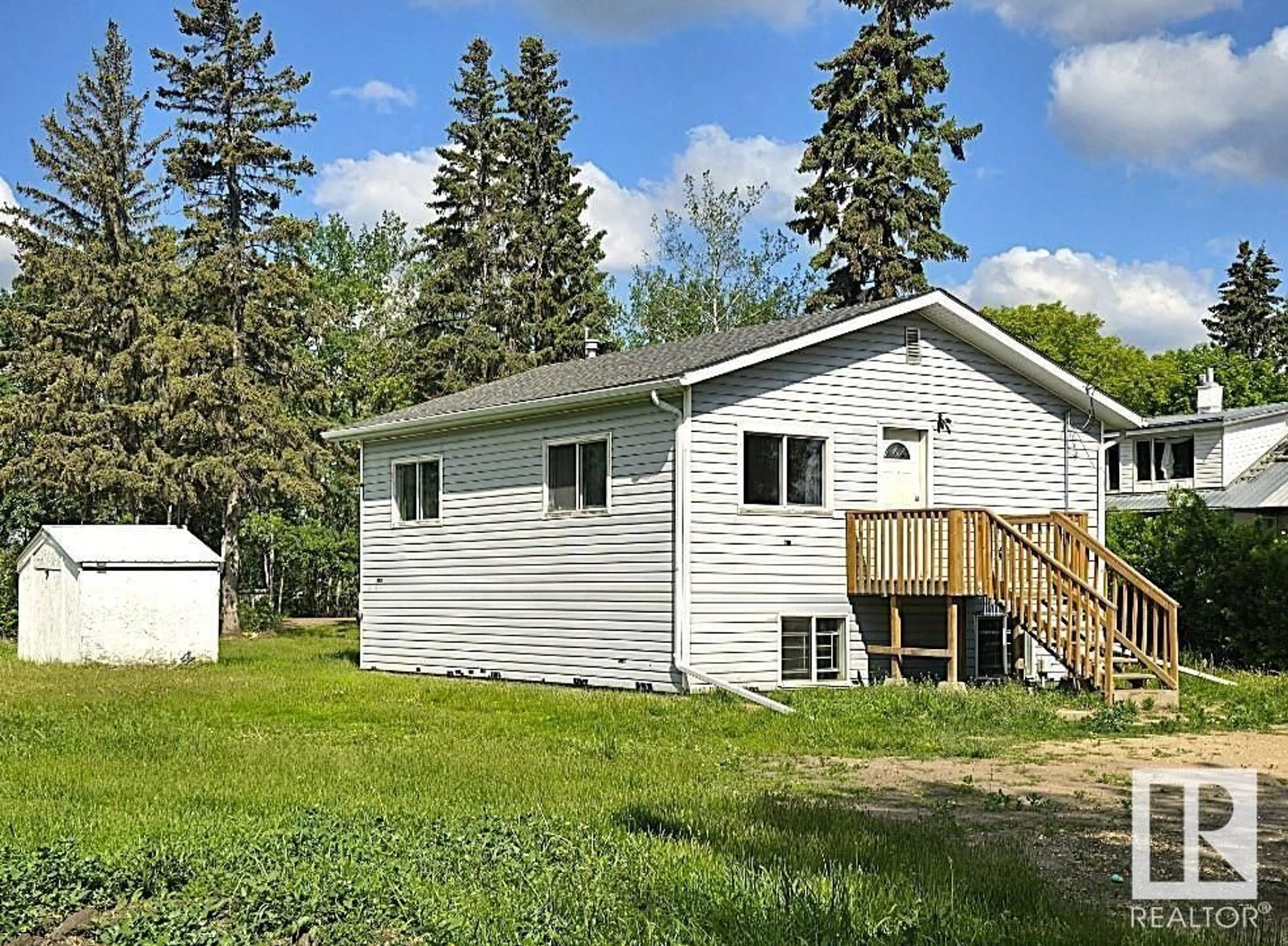 Unknown for 4805 50 ST, Pibroch Alberta T7P2P6