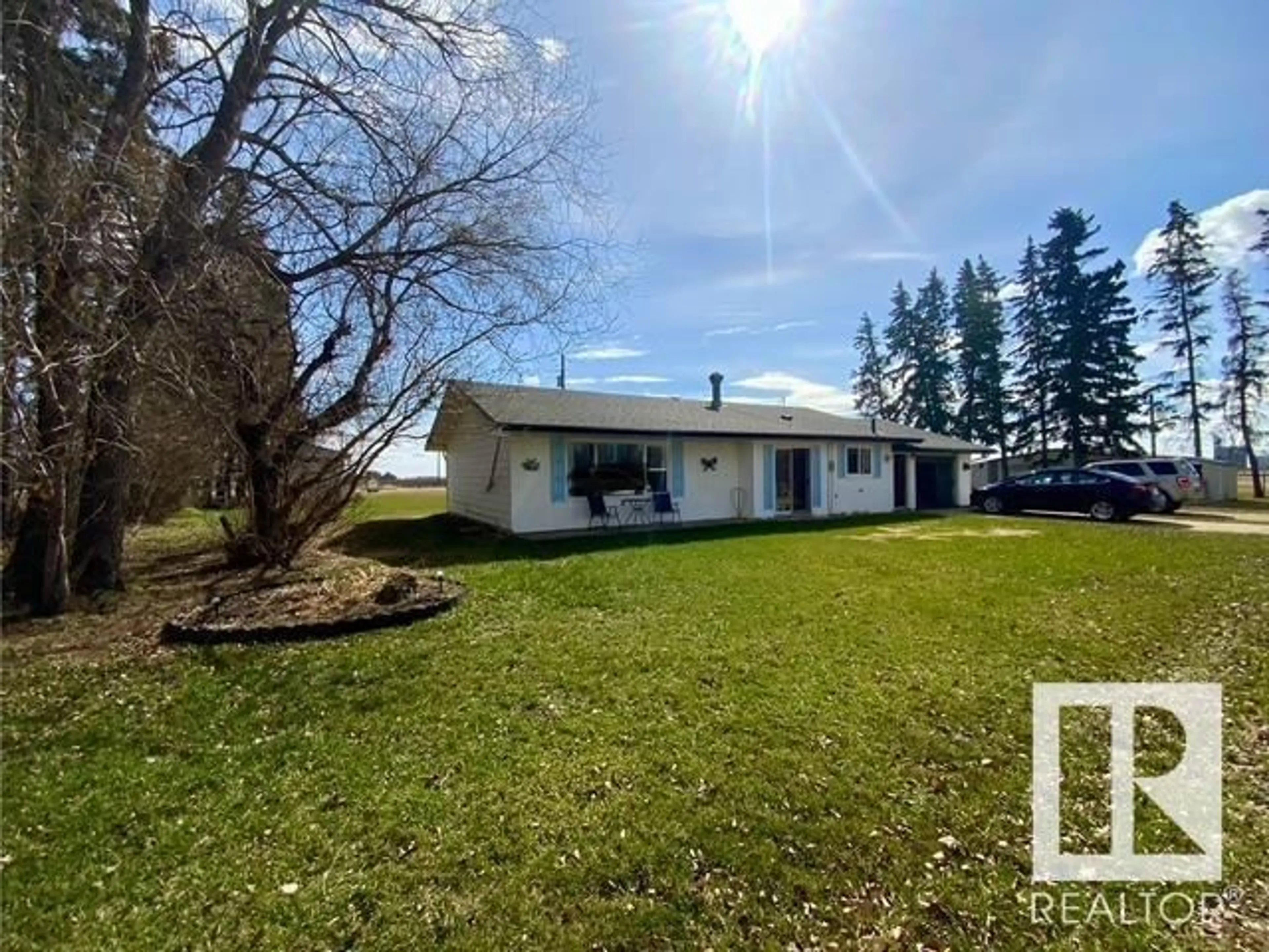 A pic from outside/outdoor area/front of a property/back of a property/a pic from drone, building for 241075 TWP ROAD 461, Rural Wetaskiwin County Alberta T9A1X1