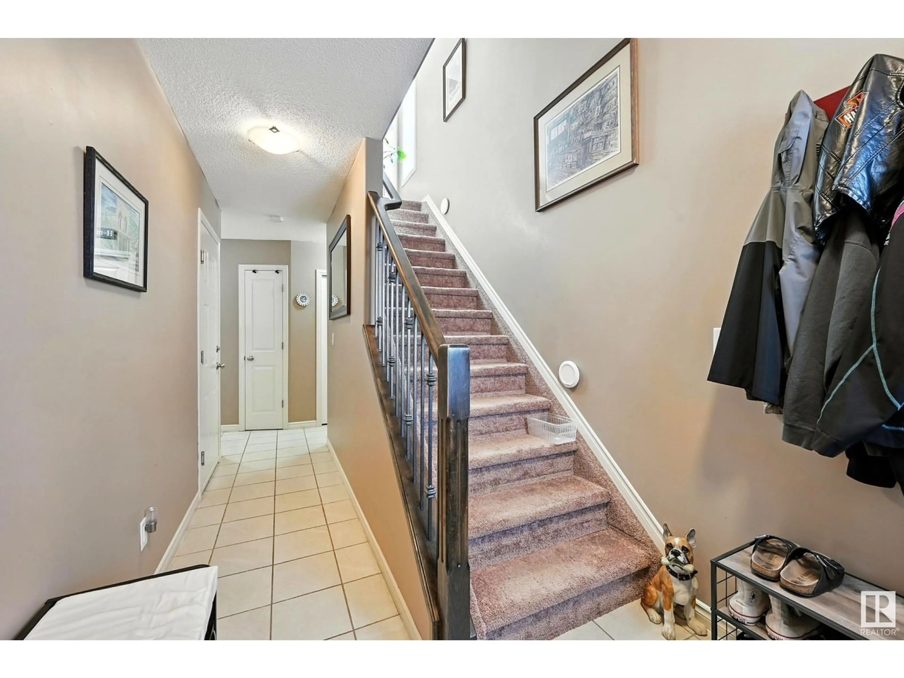 Indoor entryway for #58 - 9511 102 AV, Morinville Alberta T8R0C6