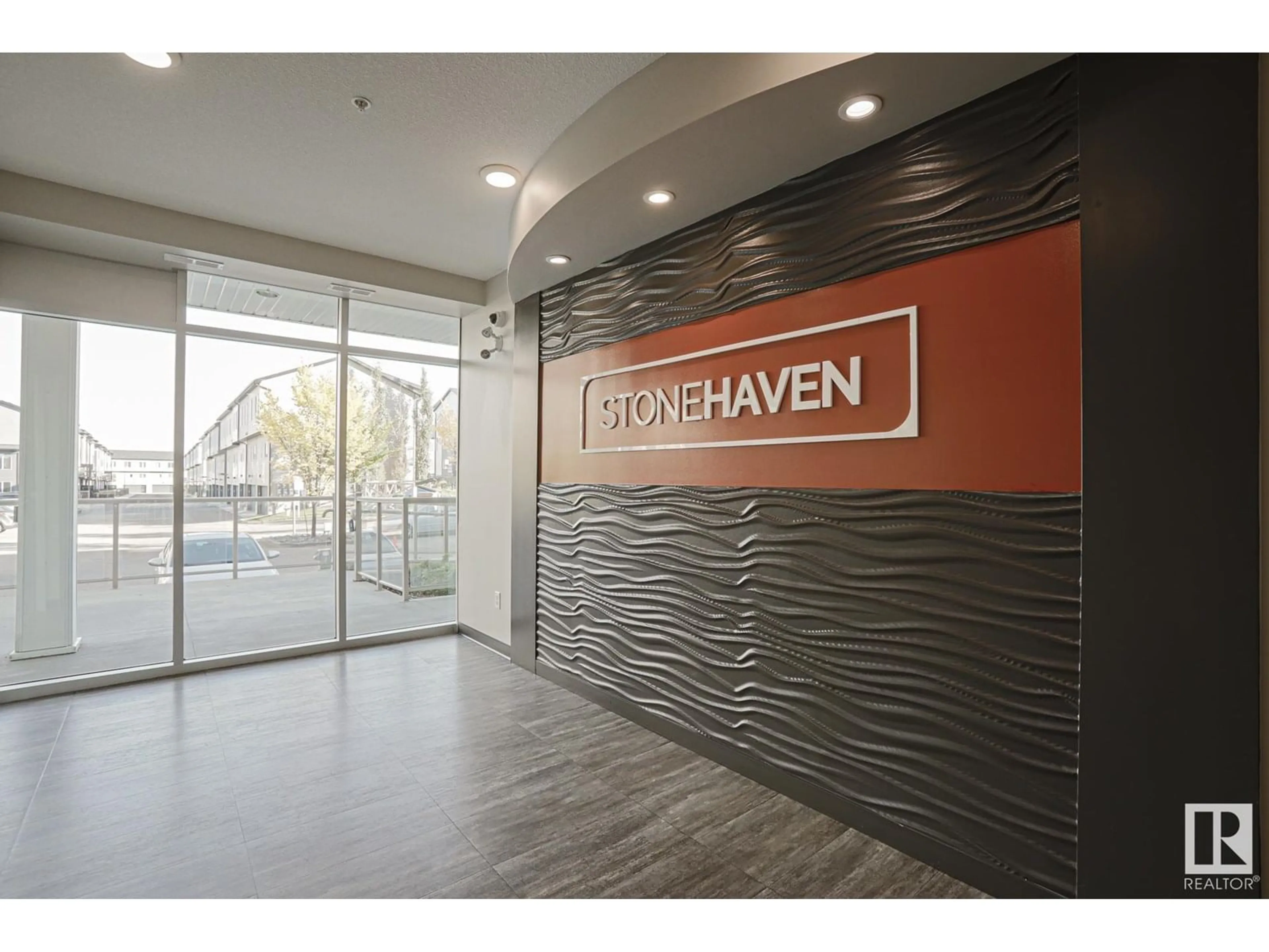 Indoor foyer for 812 - 426 WELSH DR, Edmonton Alberta T6X1Y7