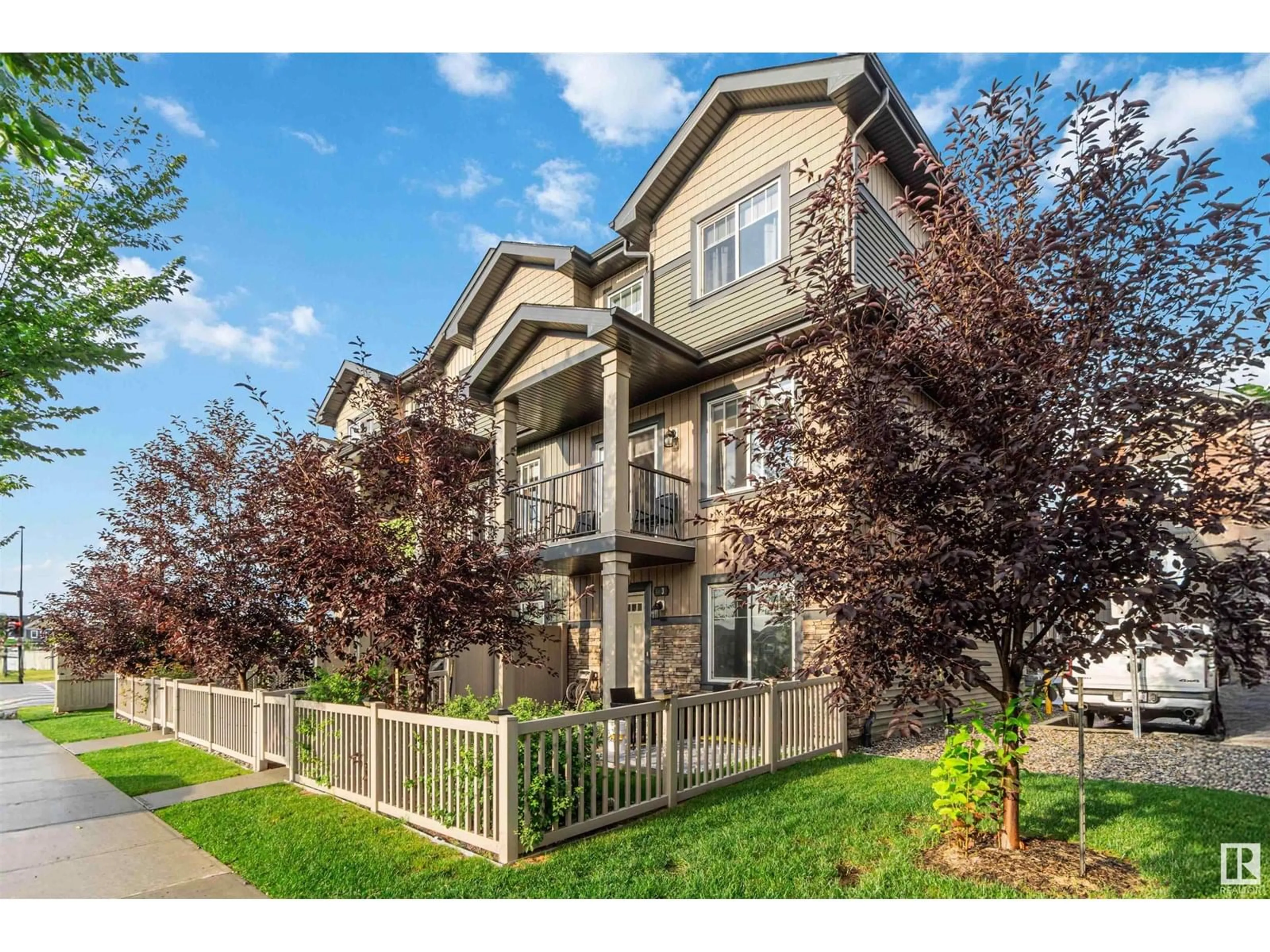 A pic from outside/outdoor area/front of a property/back of a property/a pic from drone, unknown for #3 - 3305 ORCHARDS LINK LI, Edmonton Alberta T6X2H1