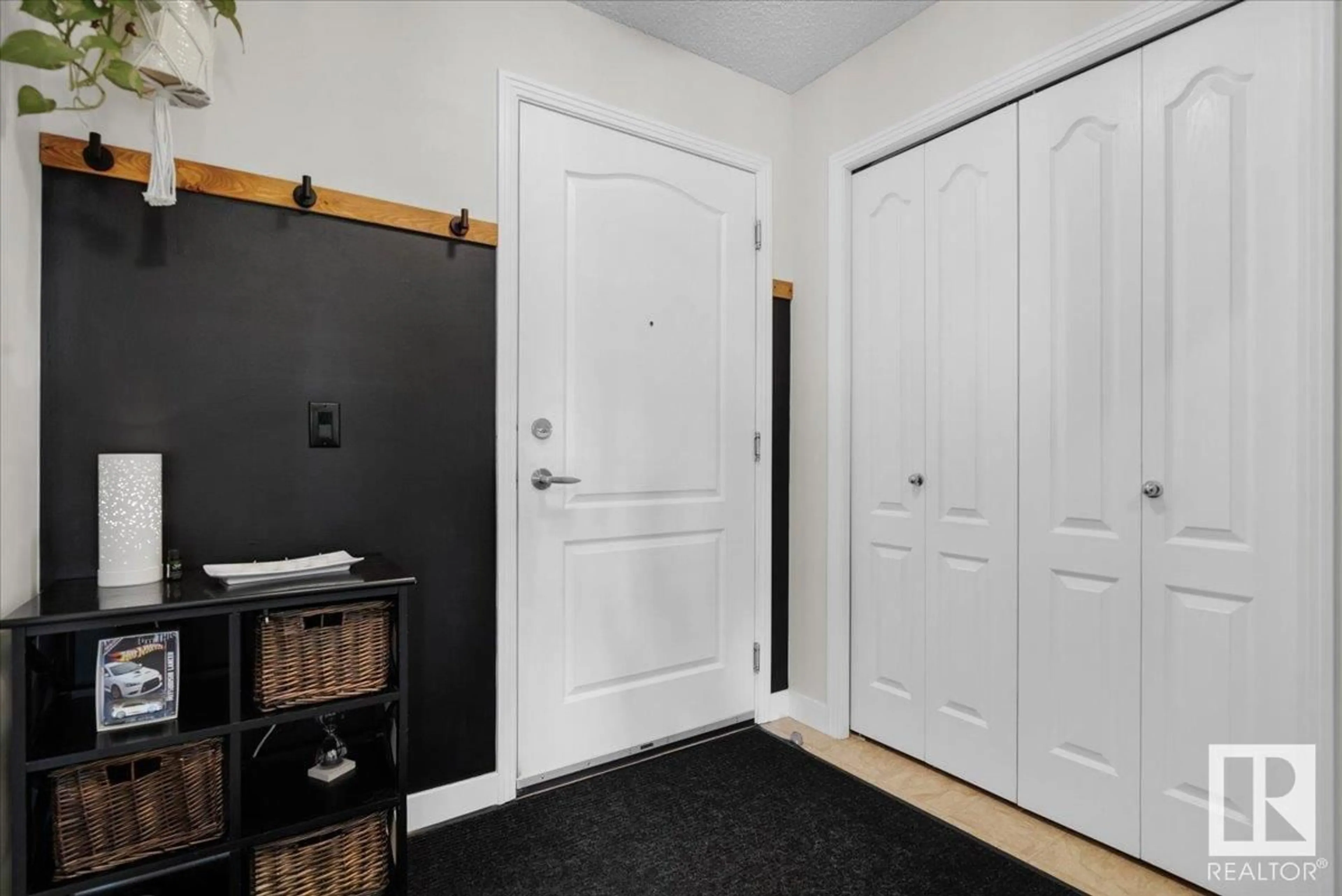 Indoor entryway for #305 - 12650 142 AV, Edmonton Alberta T5X0J4