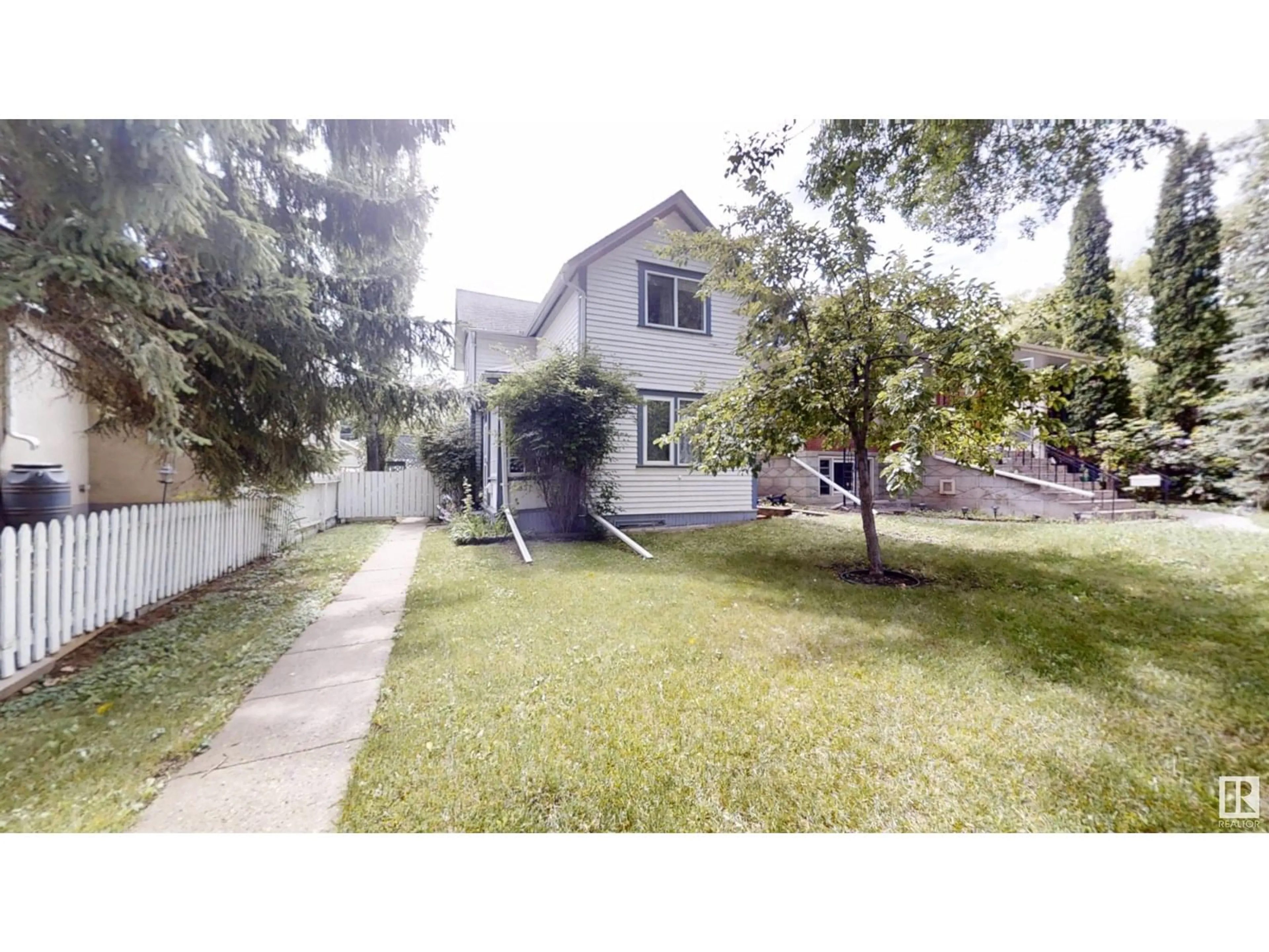 Unknown for NW - 9837 85 AV, Edmonton Alberta T6E2J5
