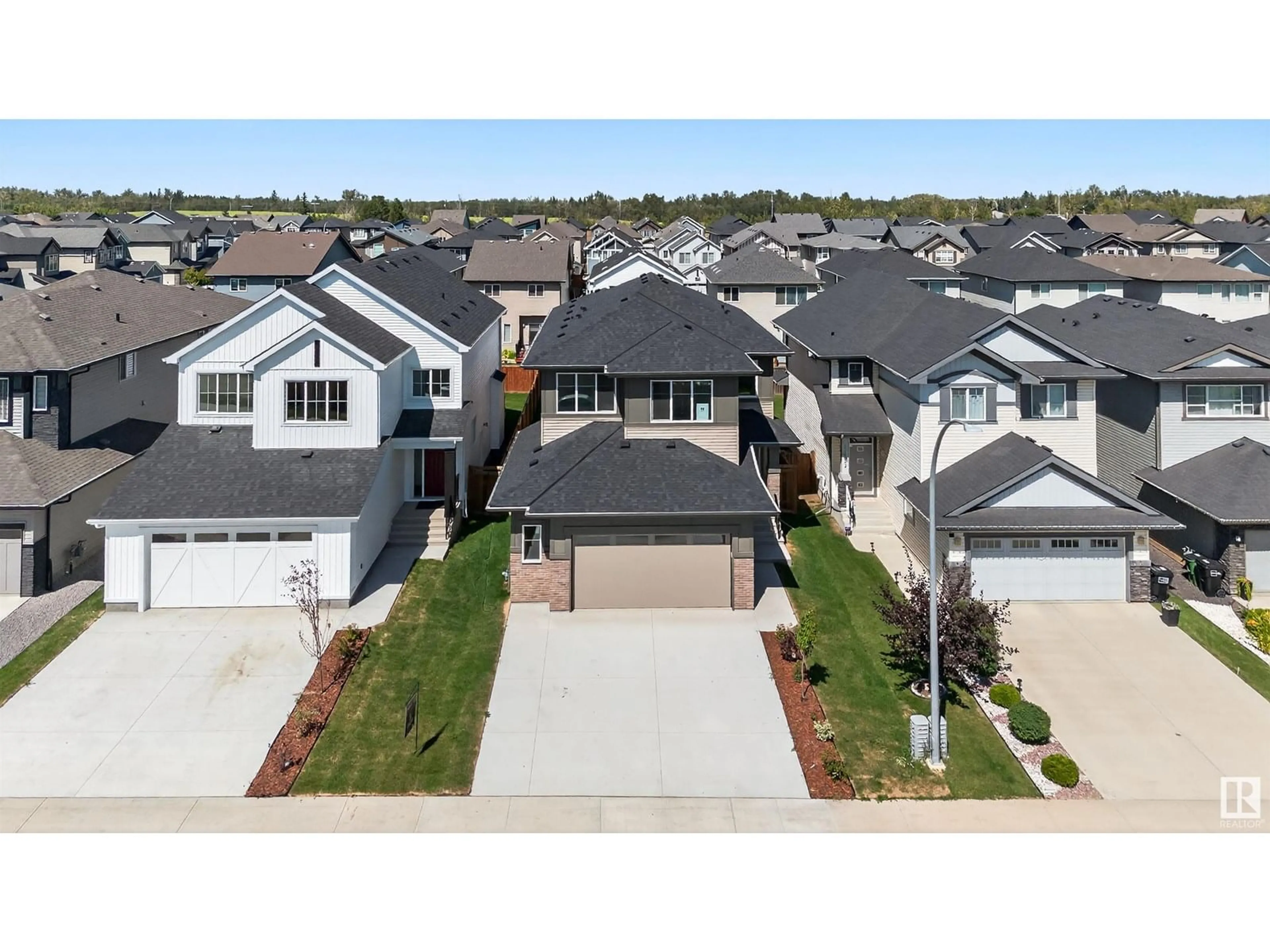 A pic from outside/outdoor area/front of a property/back of a property/a pic from drone, street for 22526 98A AV, Edmonton Alberta T5T7R7