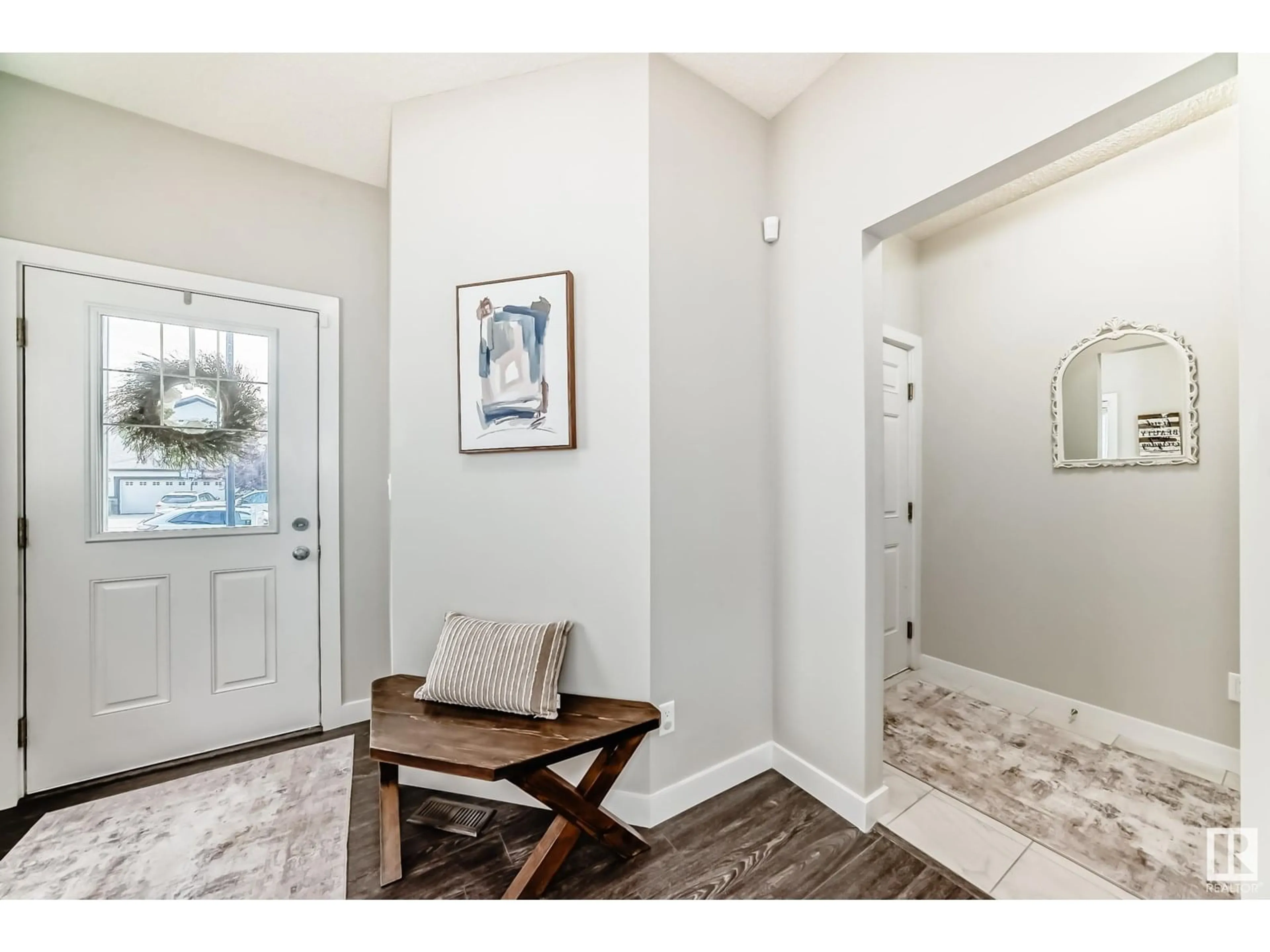 Indoor entryway for 6406 49 AV, Beaumont Alberta T4X0W5