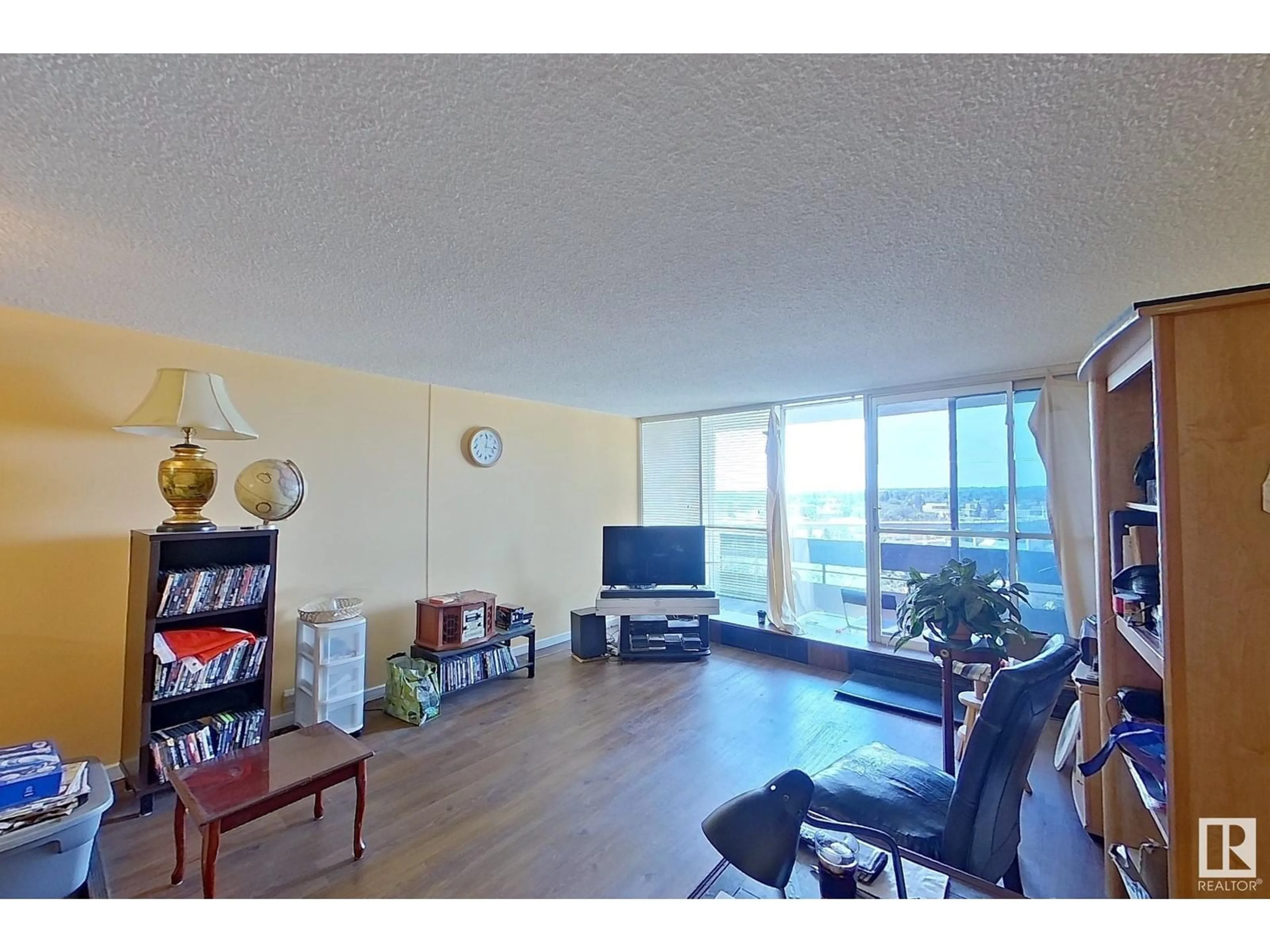A pic of a room for #80 - 8745 165 ST, Edmonton Alberta T5R2R7