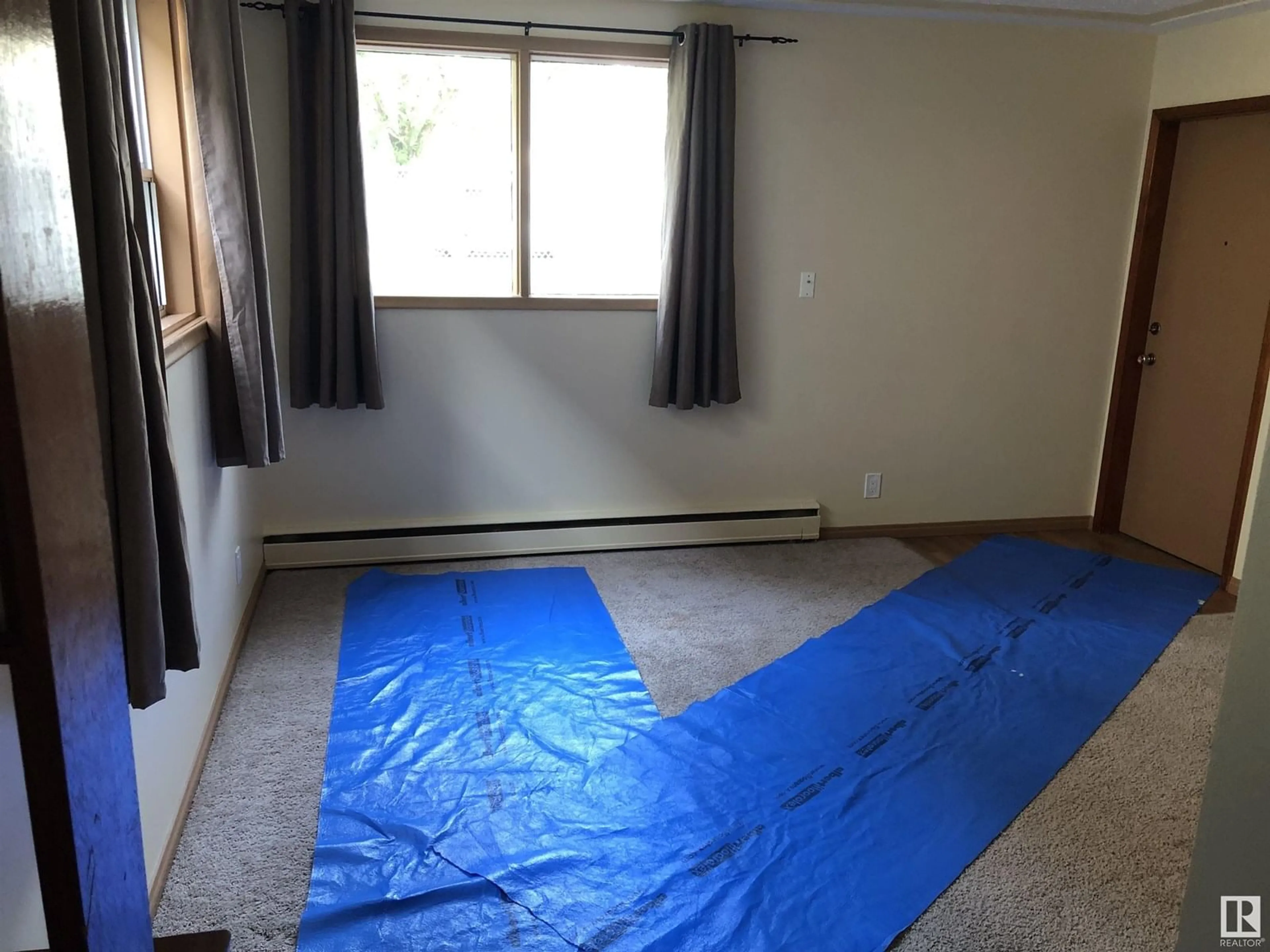 A pic of a room for 10742 106 ST, Edmonton Alberta T5H2X9